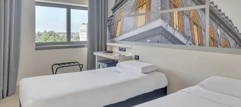 Photo of the whole room, Bed in B&B Hotel Cremona