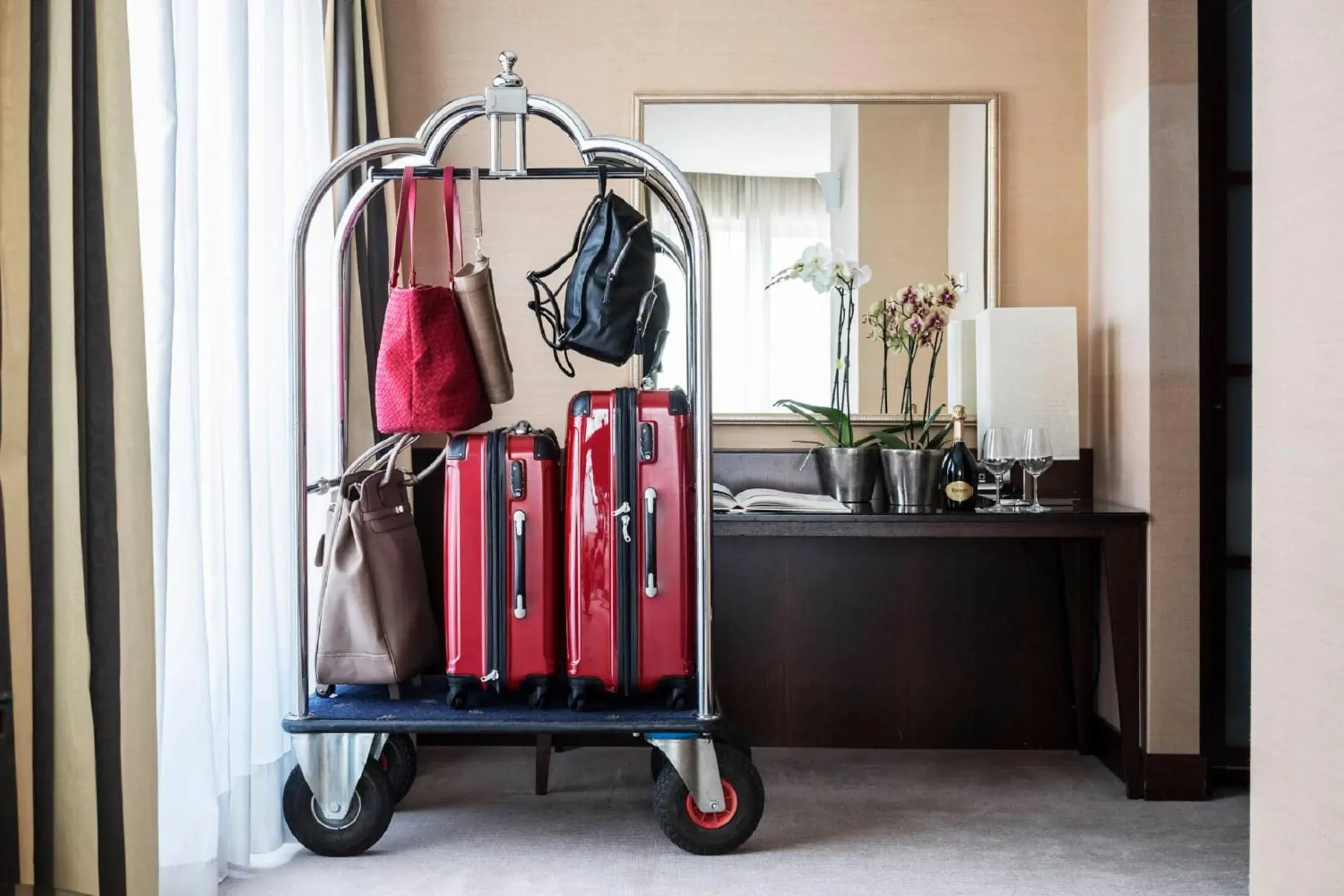 Double Room - single occupancy in Grand Hotel De La Ville Double Room - single occupancy in Grand Hotel De La Ville