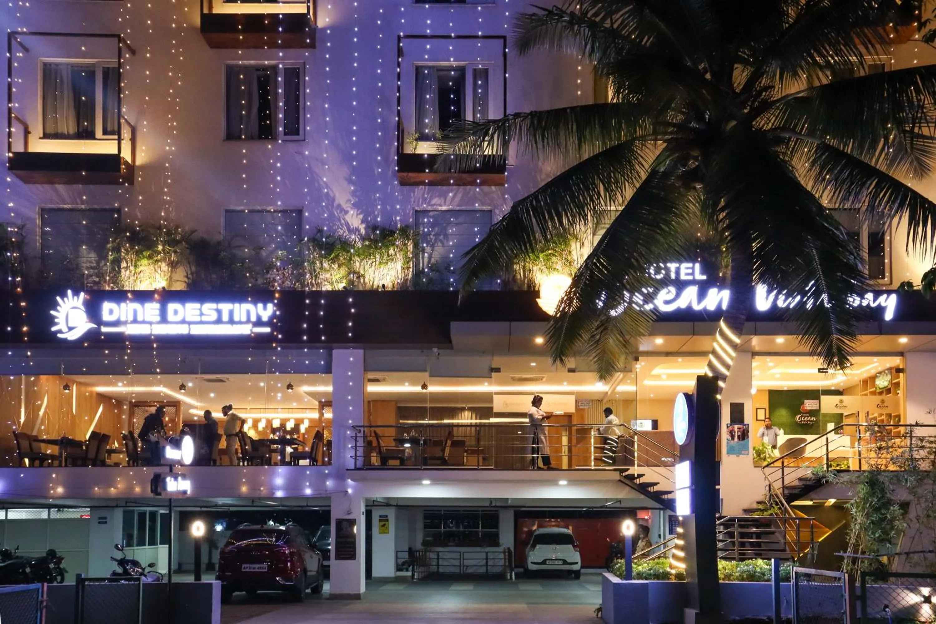 Property building in HOTEL OCEAN VISTA BAY