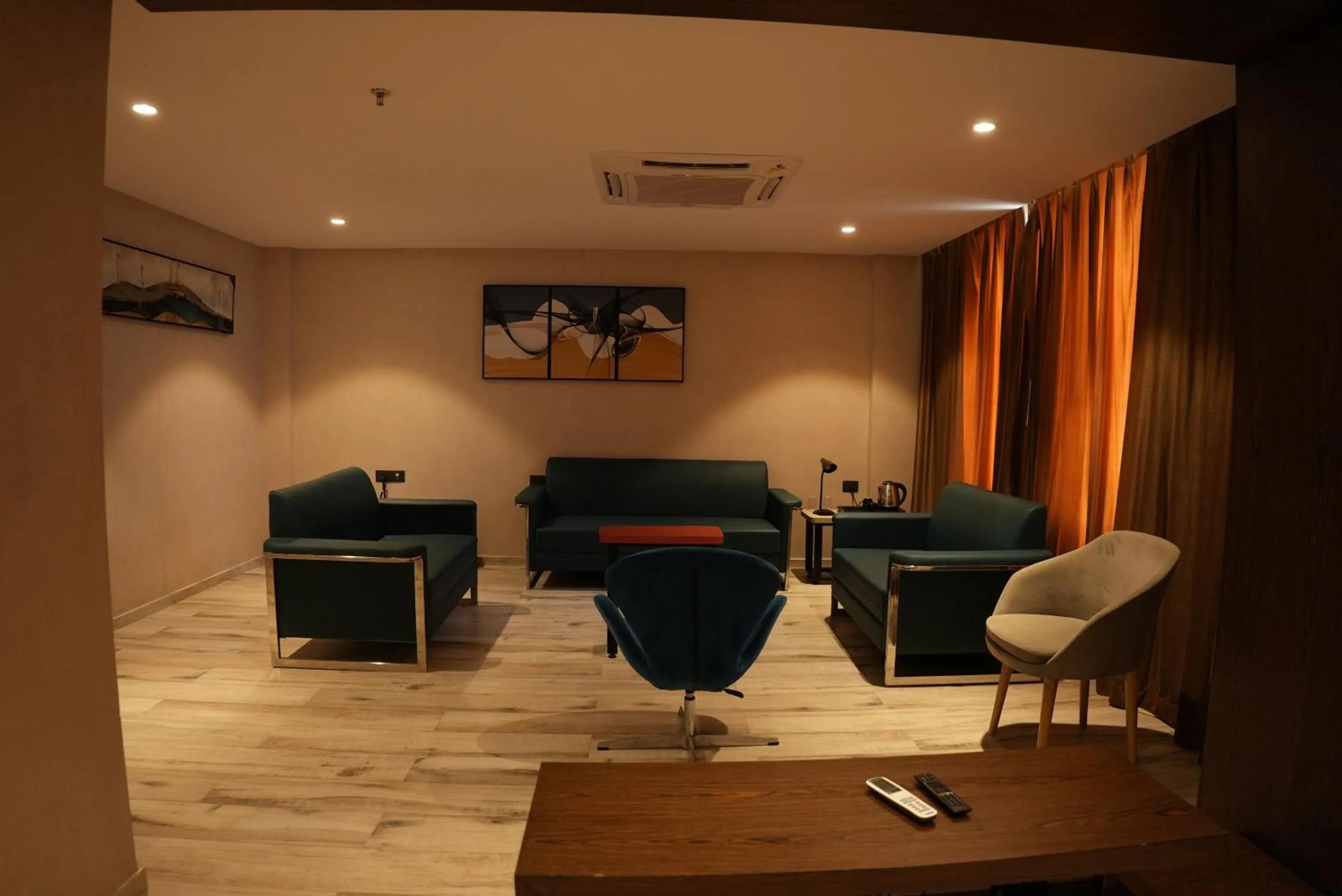 Living room in HOTEL OCEAN VISTA BAY