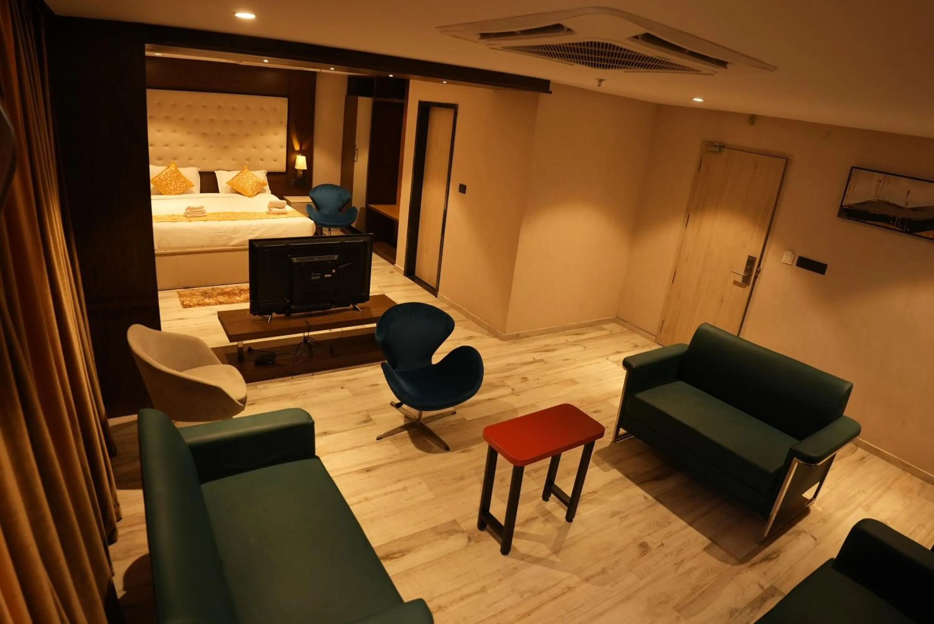 Living room in HOTEL OCEAN VISTA BAY