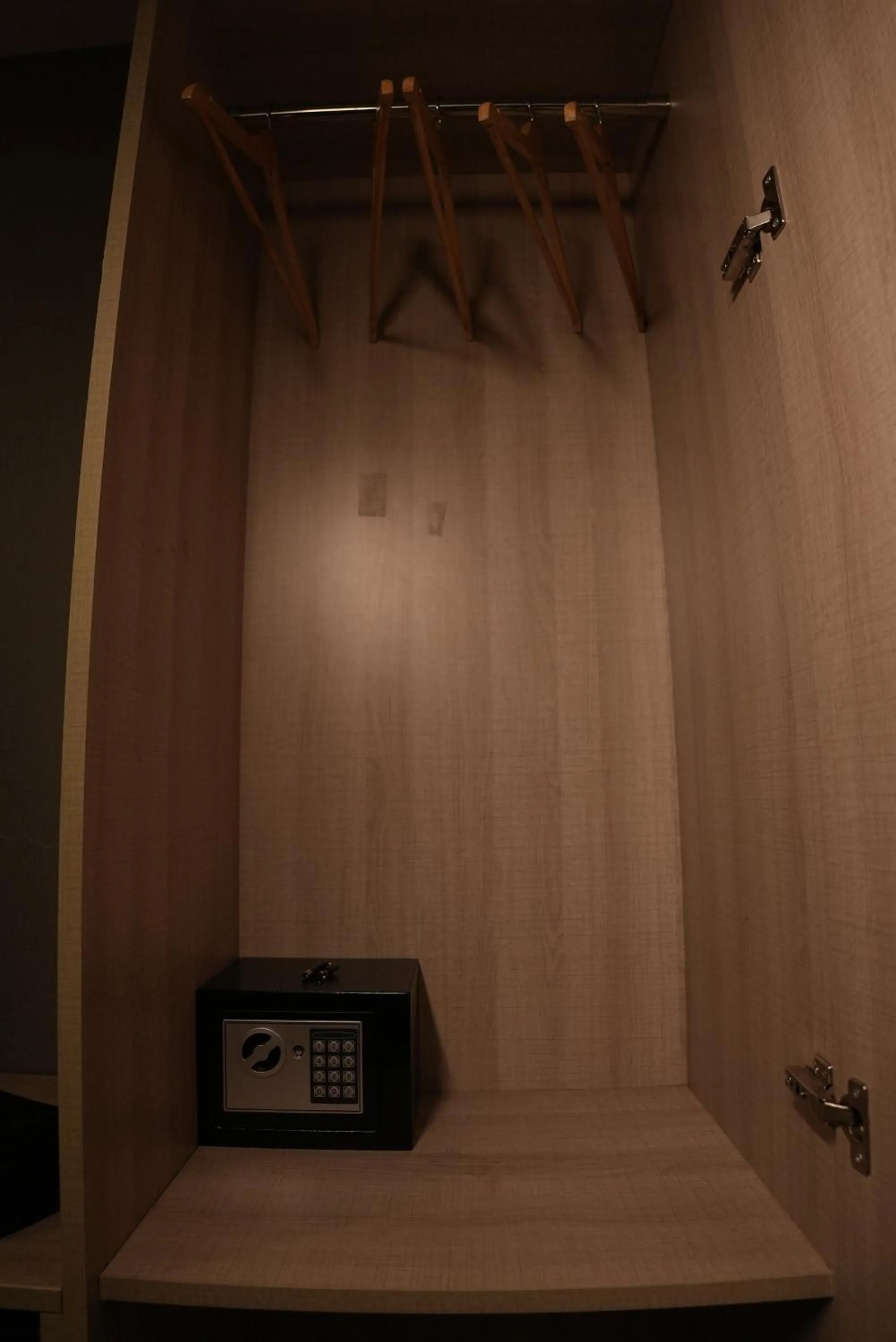 safe in HOTEL OCEAN VISTA BAY