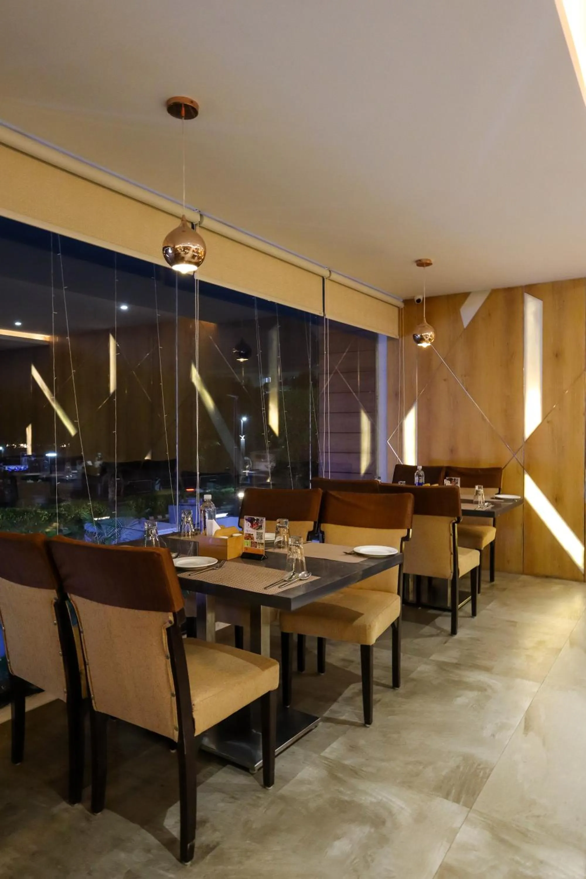 Restaurant/places to eat in HOTEL OCEAN VISTA BAY