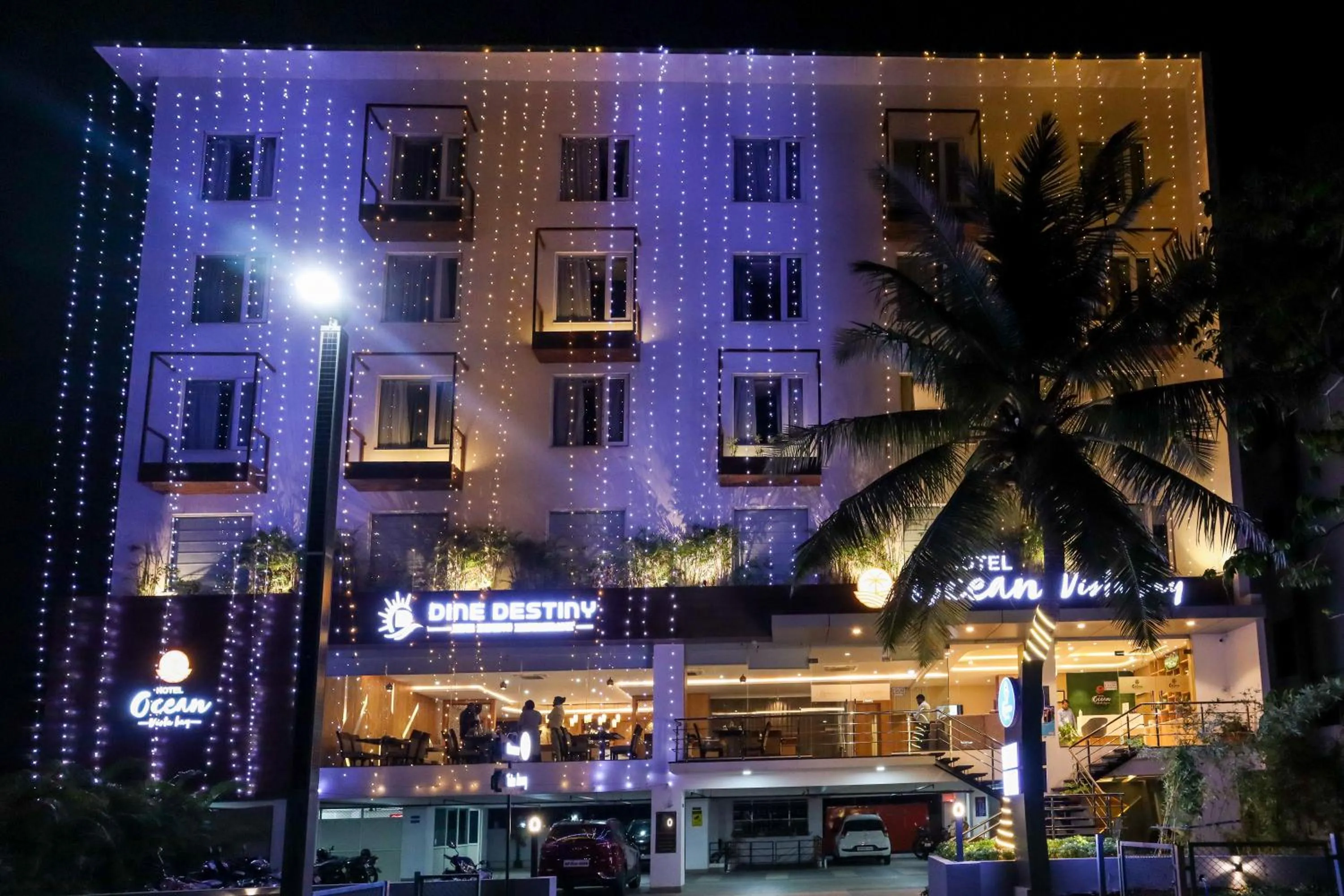 Property building in HOTEL OCEAN VISTA BAY