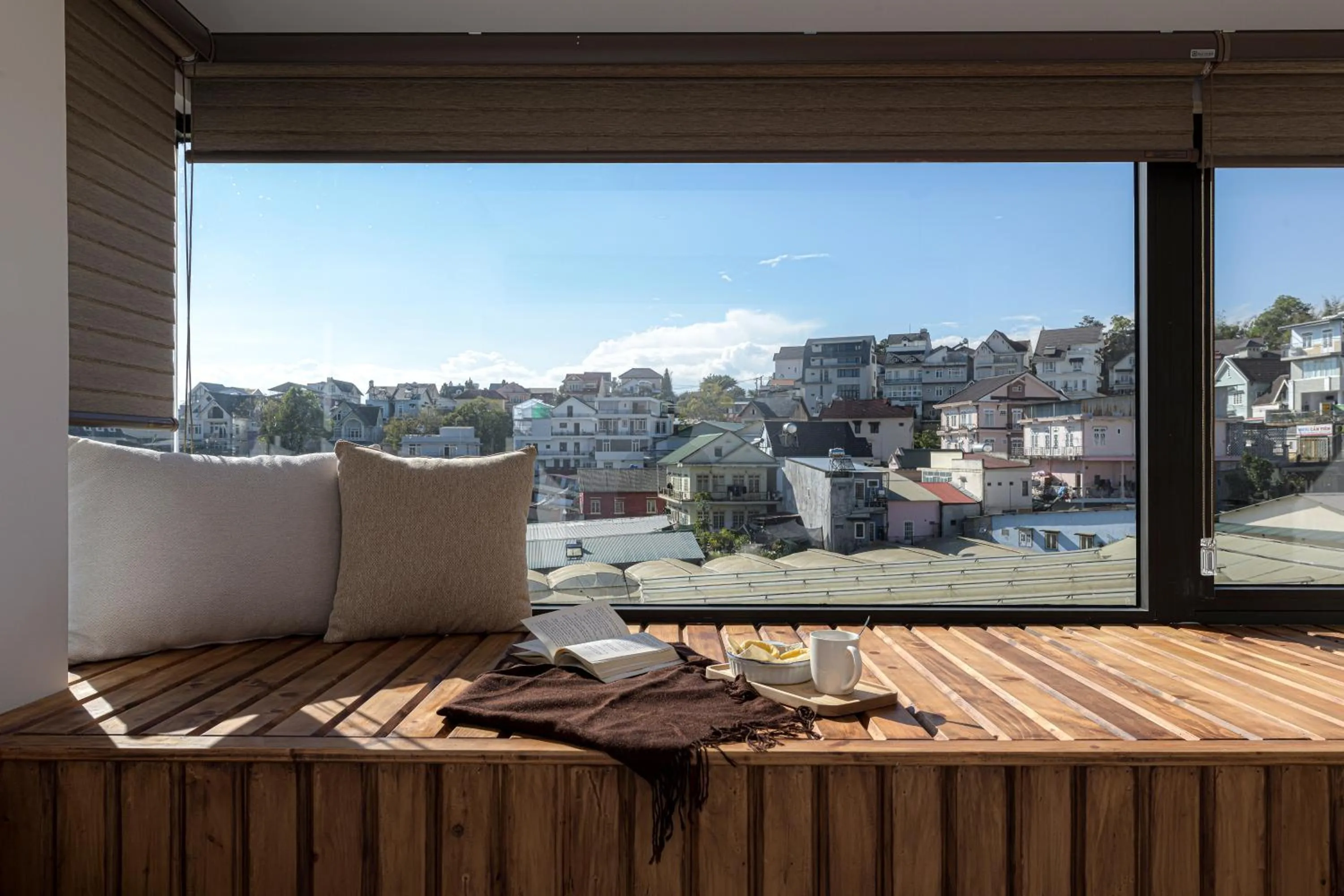 City view in Thơm House