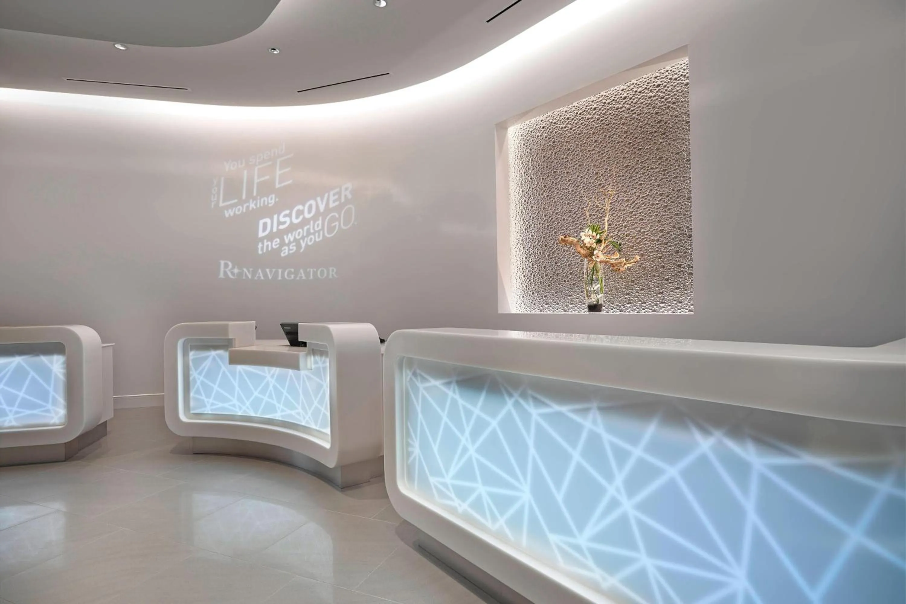 Lobby or reception in Renaissance Edmonton Airport Hotel