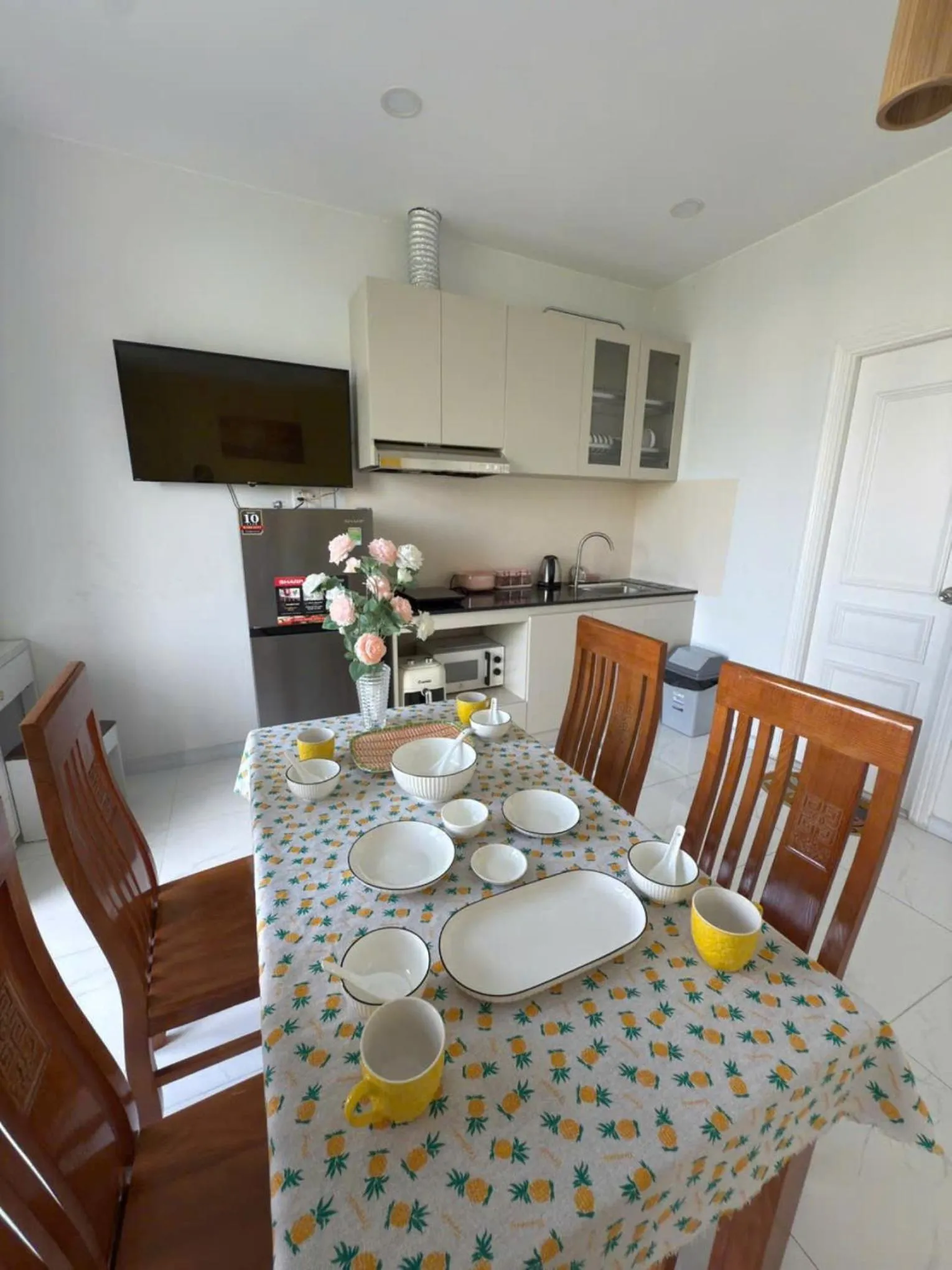 Dining area in Ngân Hà Star Homestay - Grand World Phú Quốc