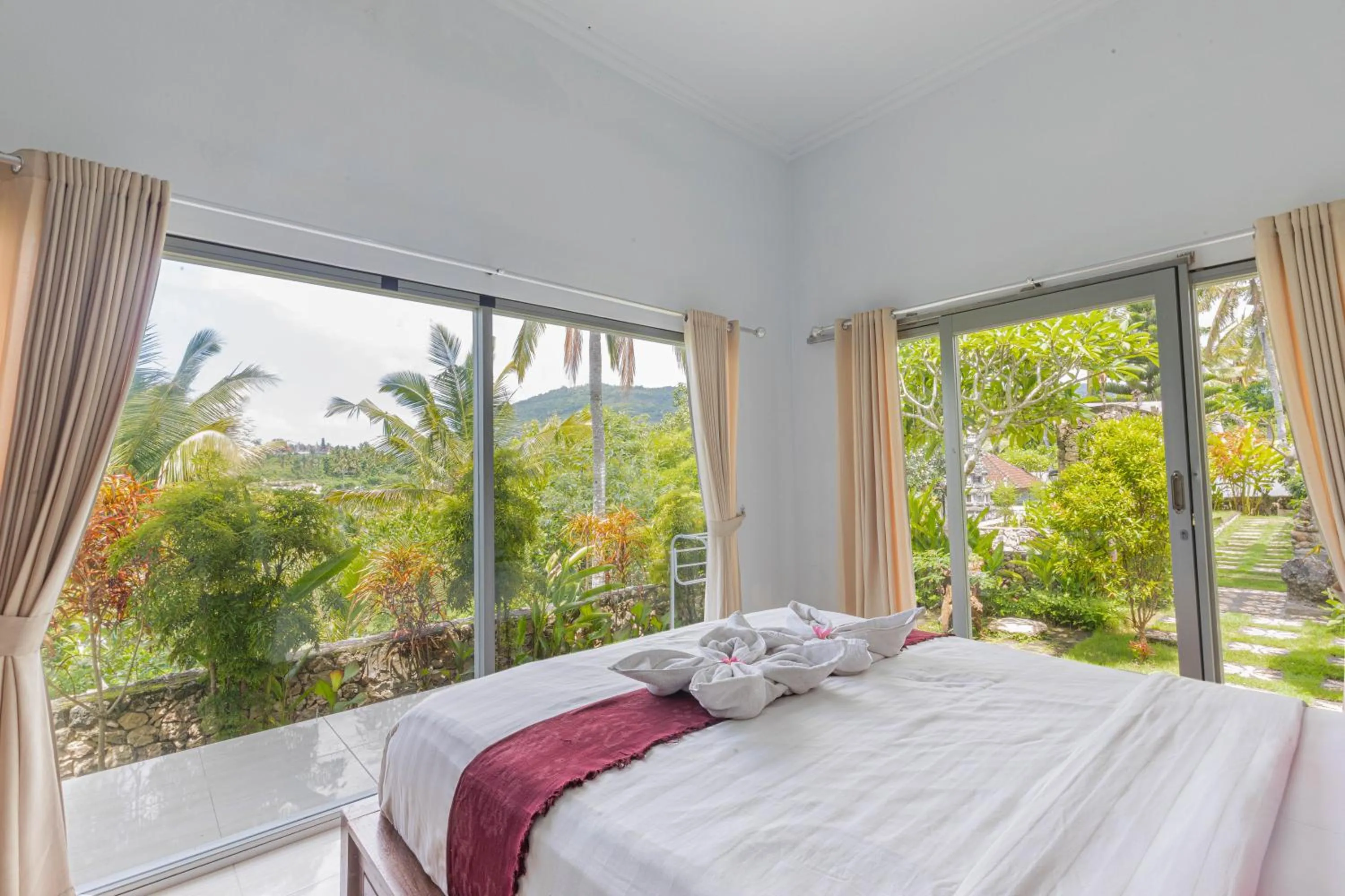 Property building, Bed in Gapul pinpilinPauxa