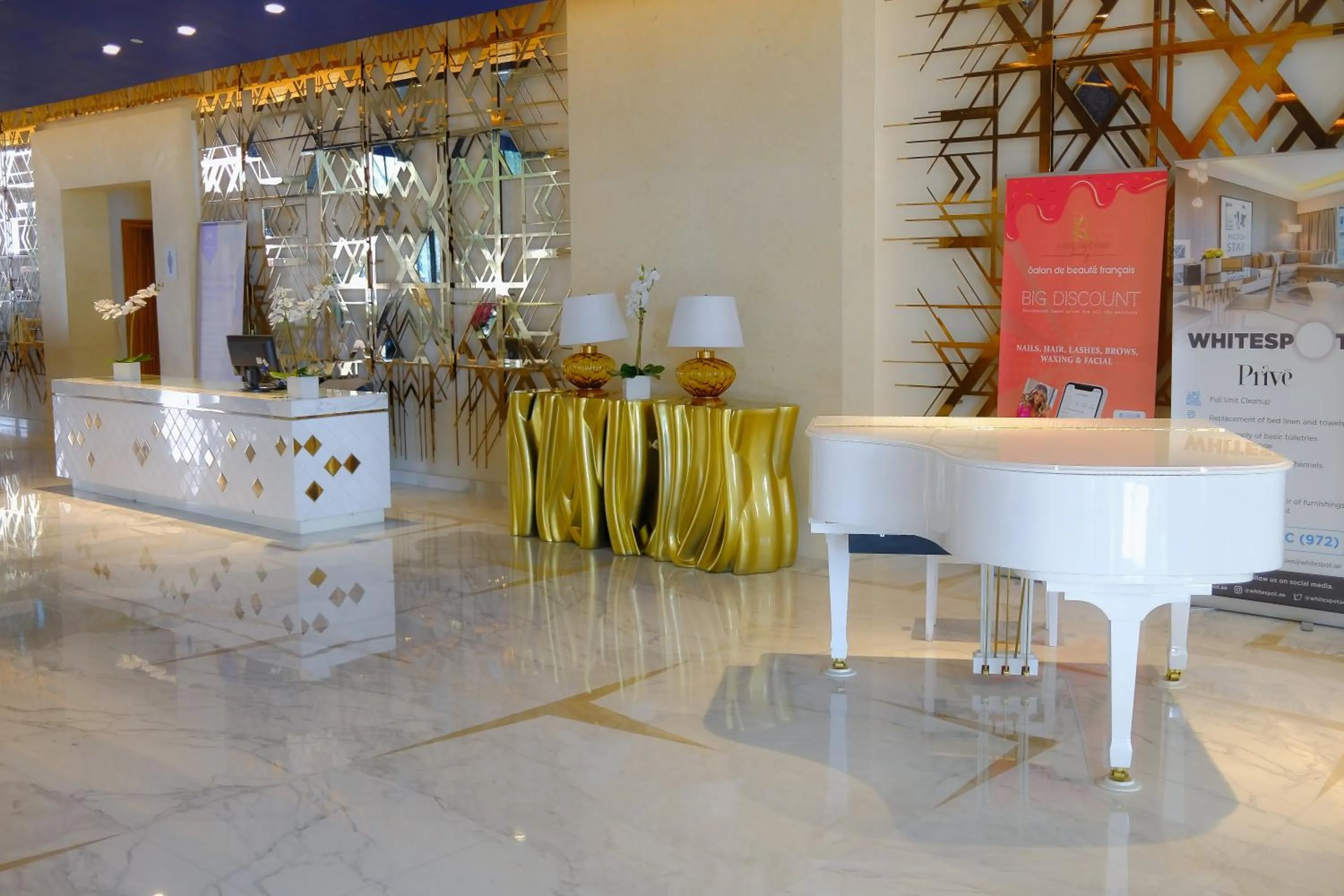 Lobby or reception in Luxury Aparthotel Prive