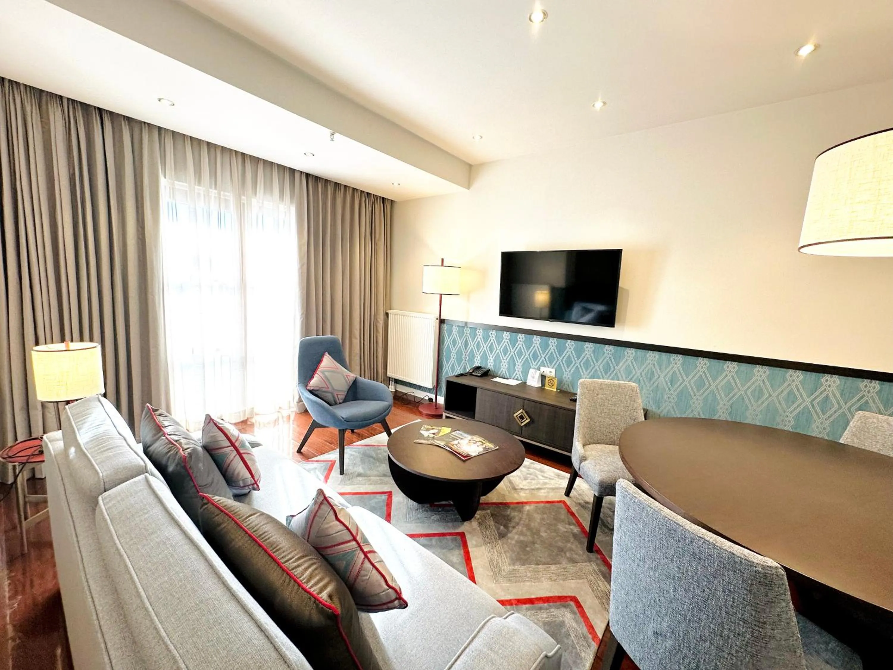 Communal lounge/ TV room in Somerset City Centre Atyrau