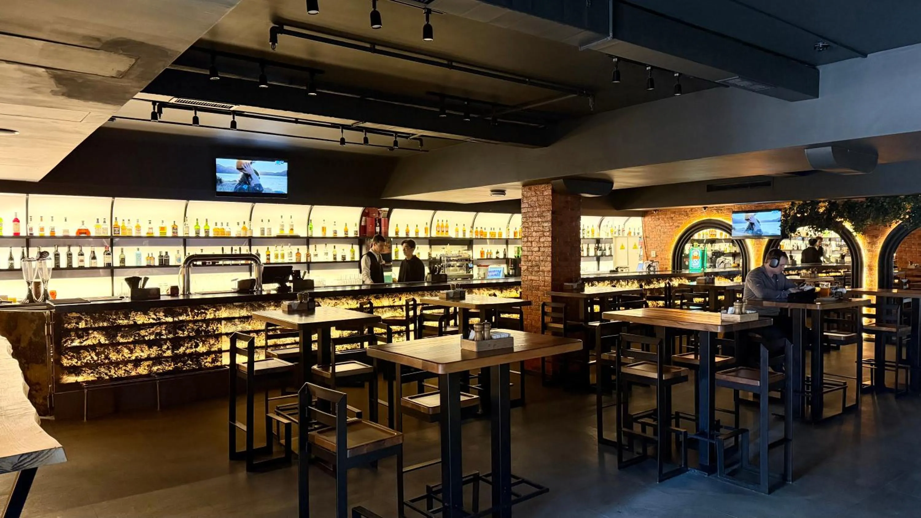 Restaurant/places to eat in Somerset City Centre Atyrau