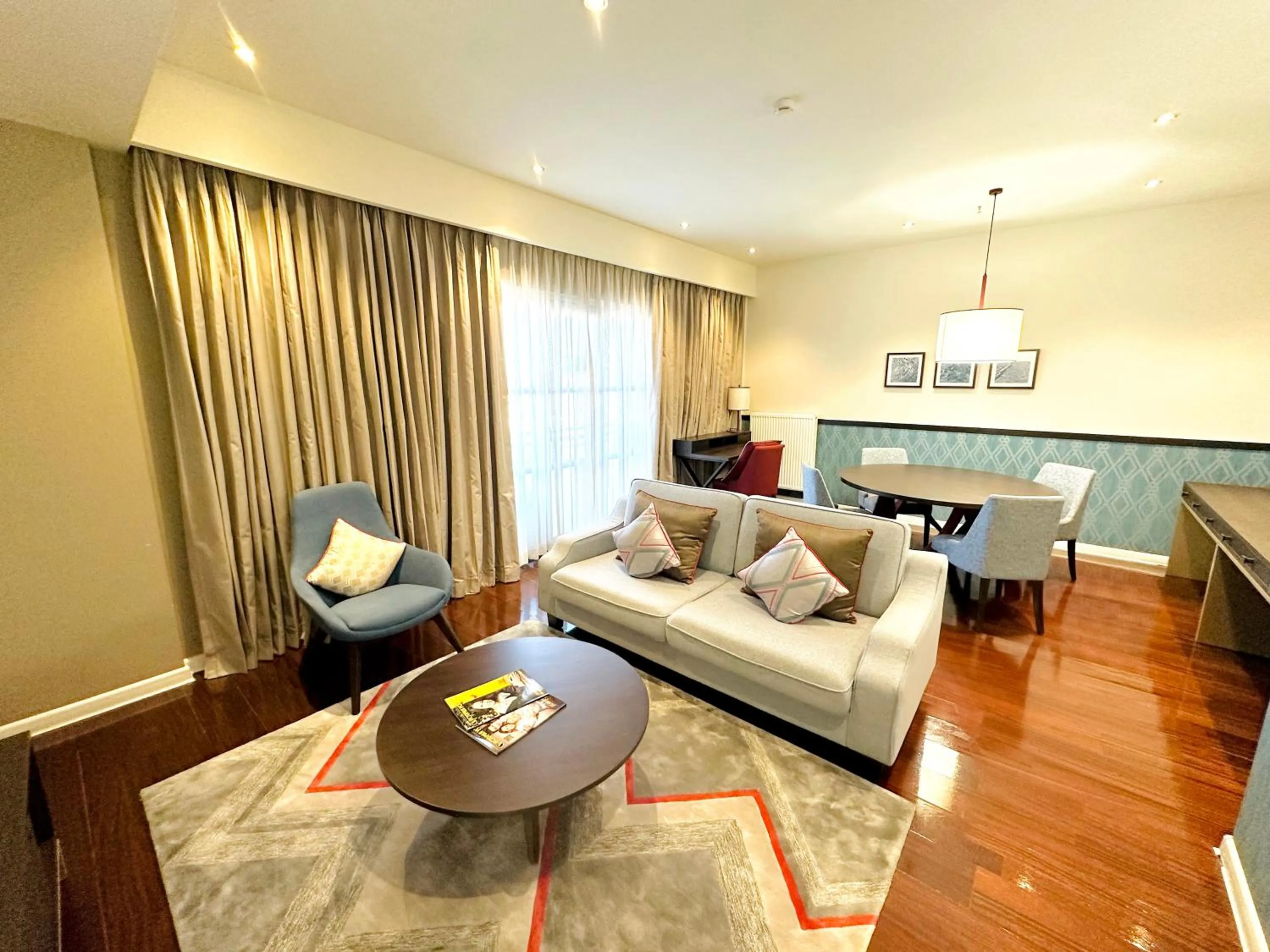 Living room, Bed in Somerset City Centre Atyrau