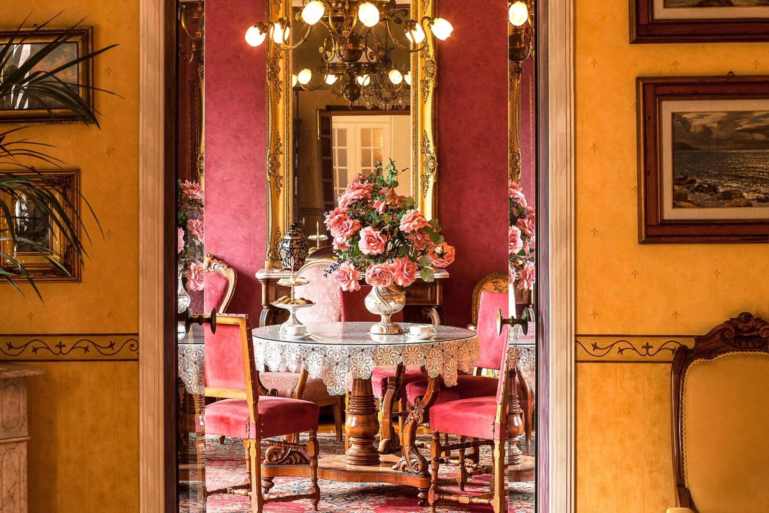 Lobby or reception in Hotel Villa Elisa & Spa