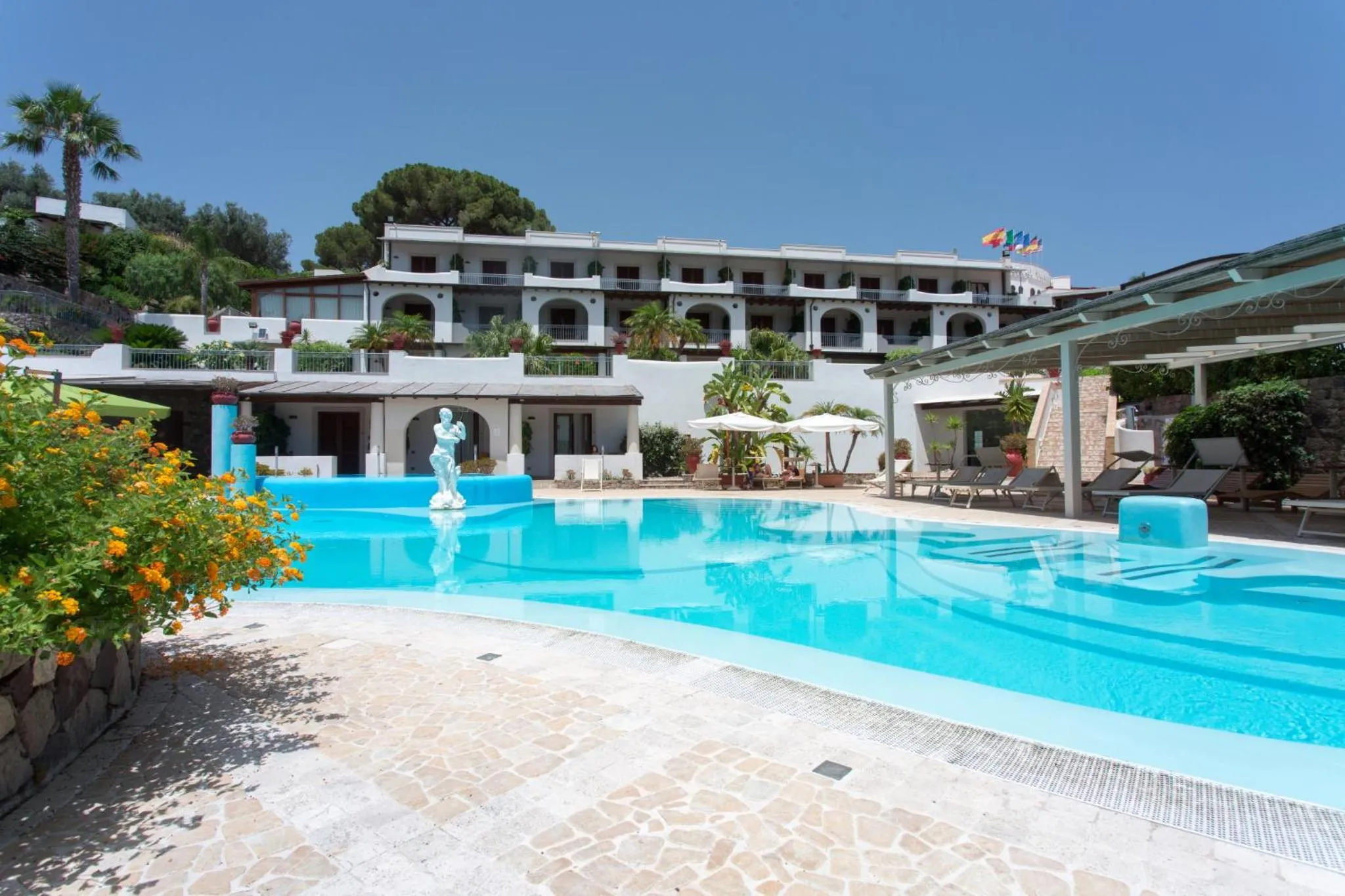 Swimming pool in Hotel Tritone Lipari