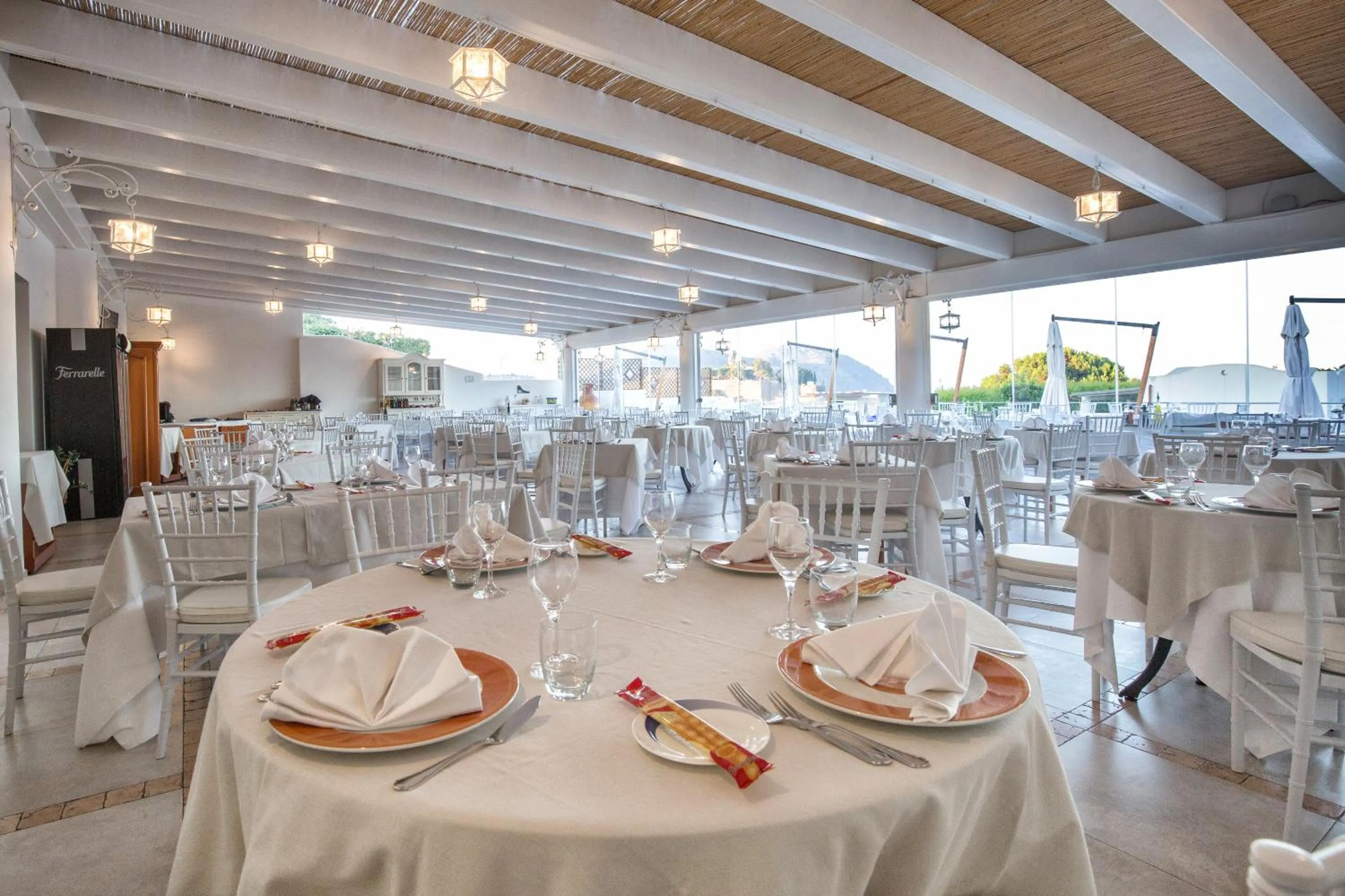 Restaurant/places to eat in Hotel Tritone Lipari