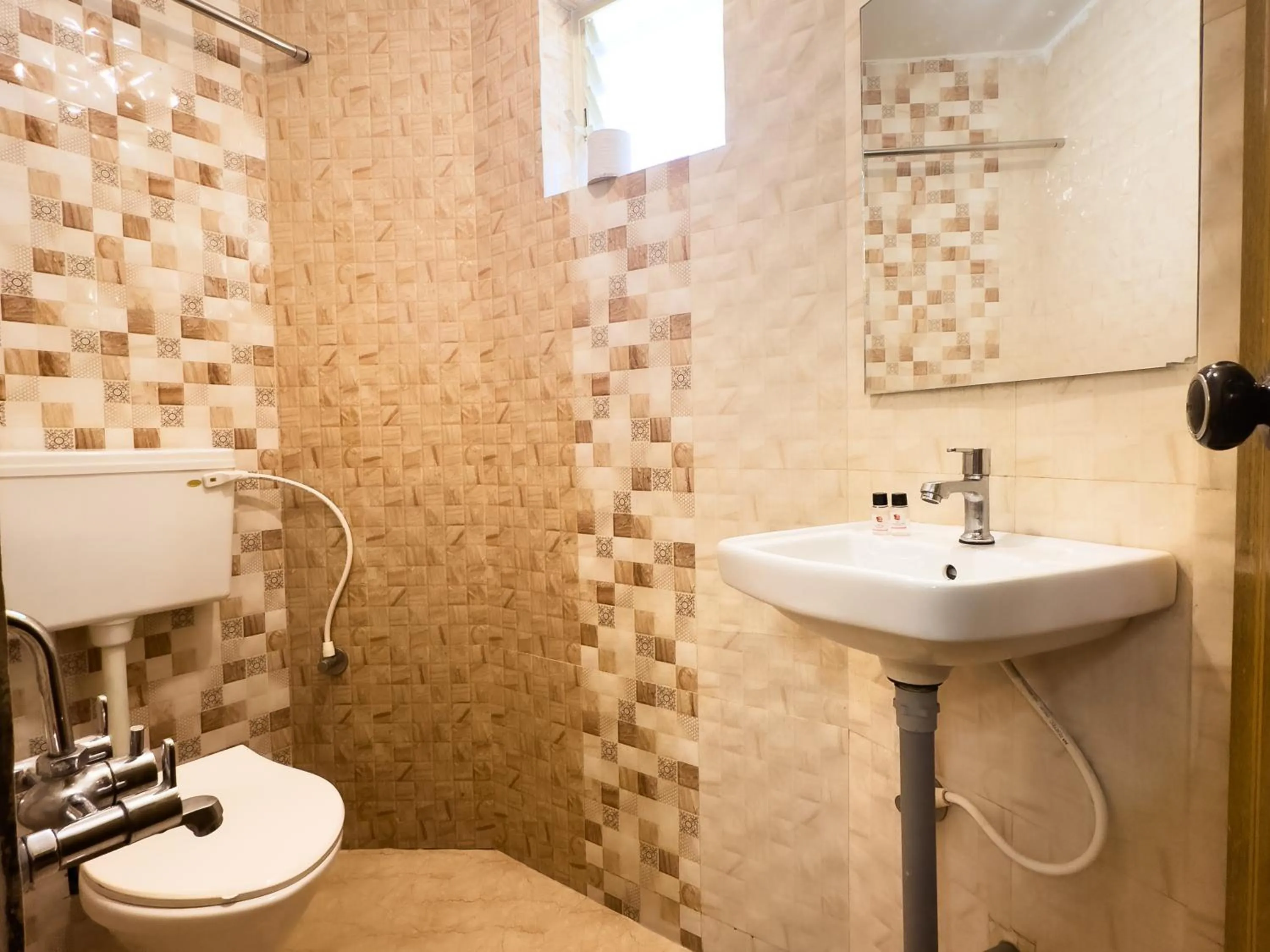 Toilet in Hotel Candolim Aloft