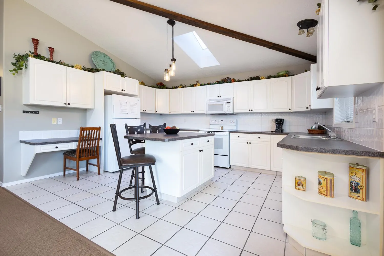 Paradise Canyon Golf Resort - Signature Condo 380