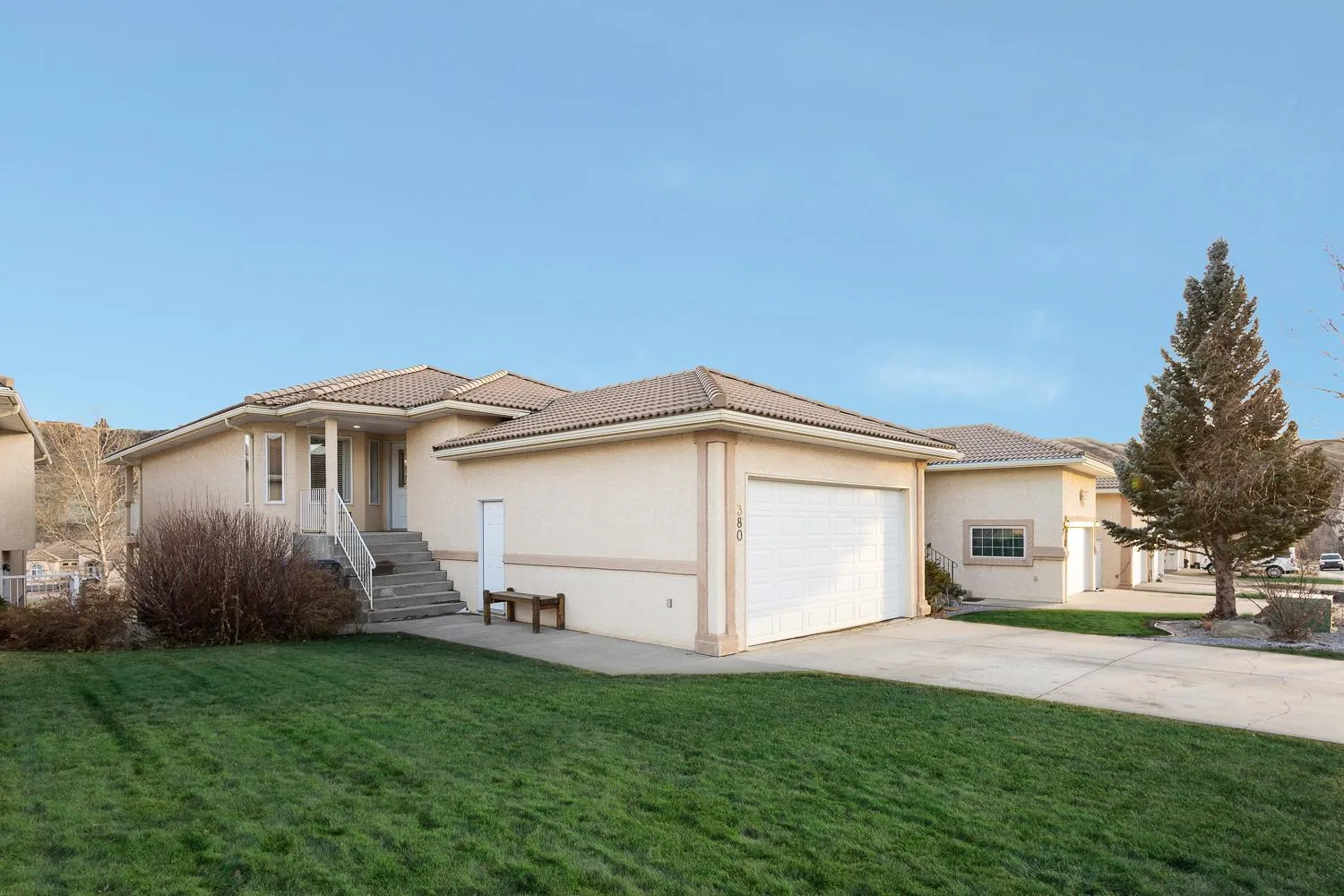 Paradise Canyon Golf Resort - Signature Condo 380