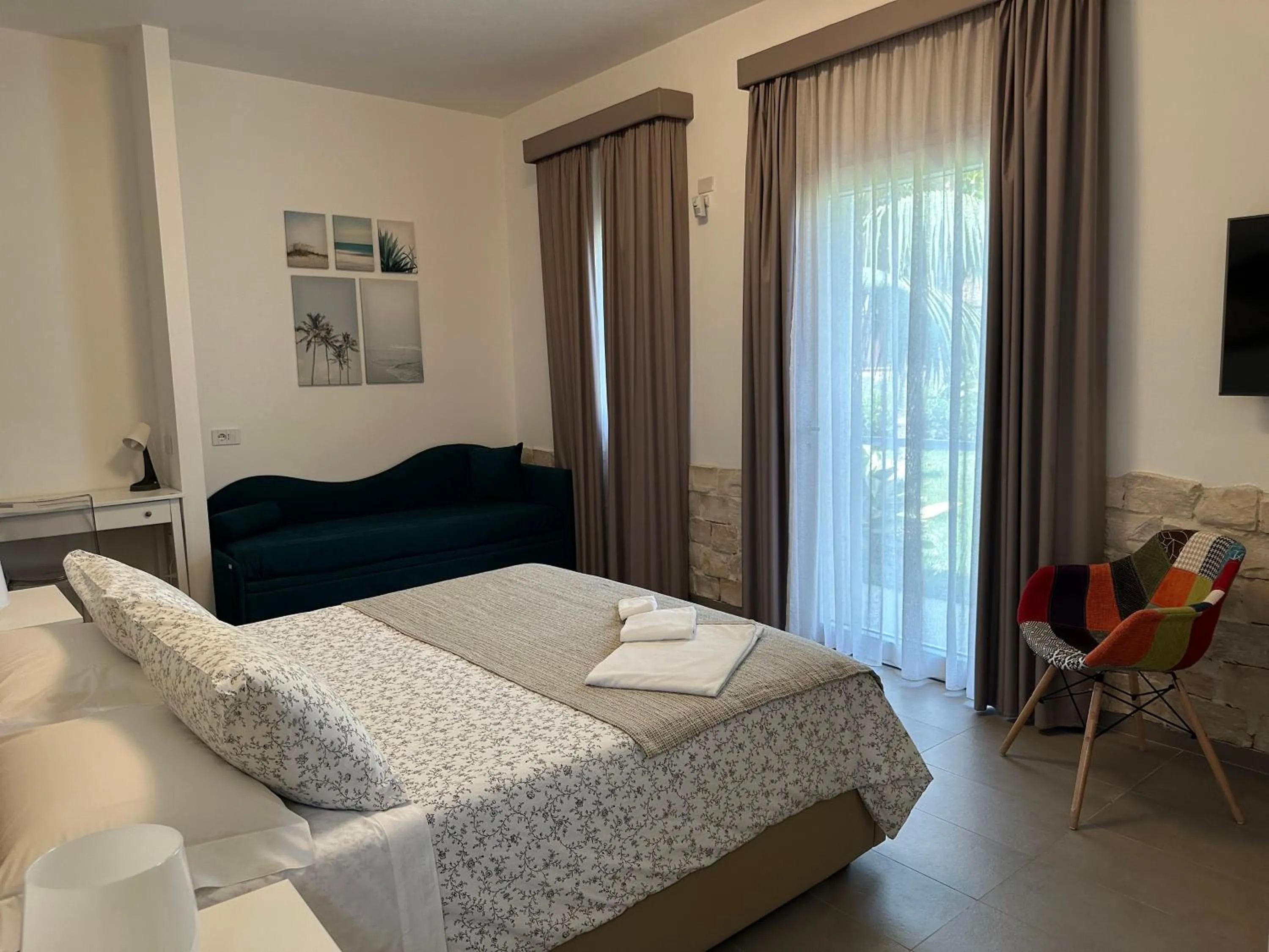 Garden, Bed in Villa Aries - Rural Chic Experience