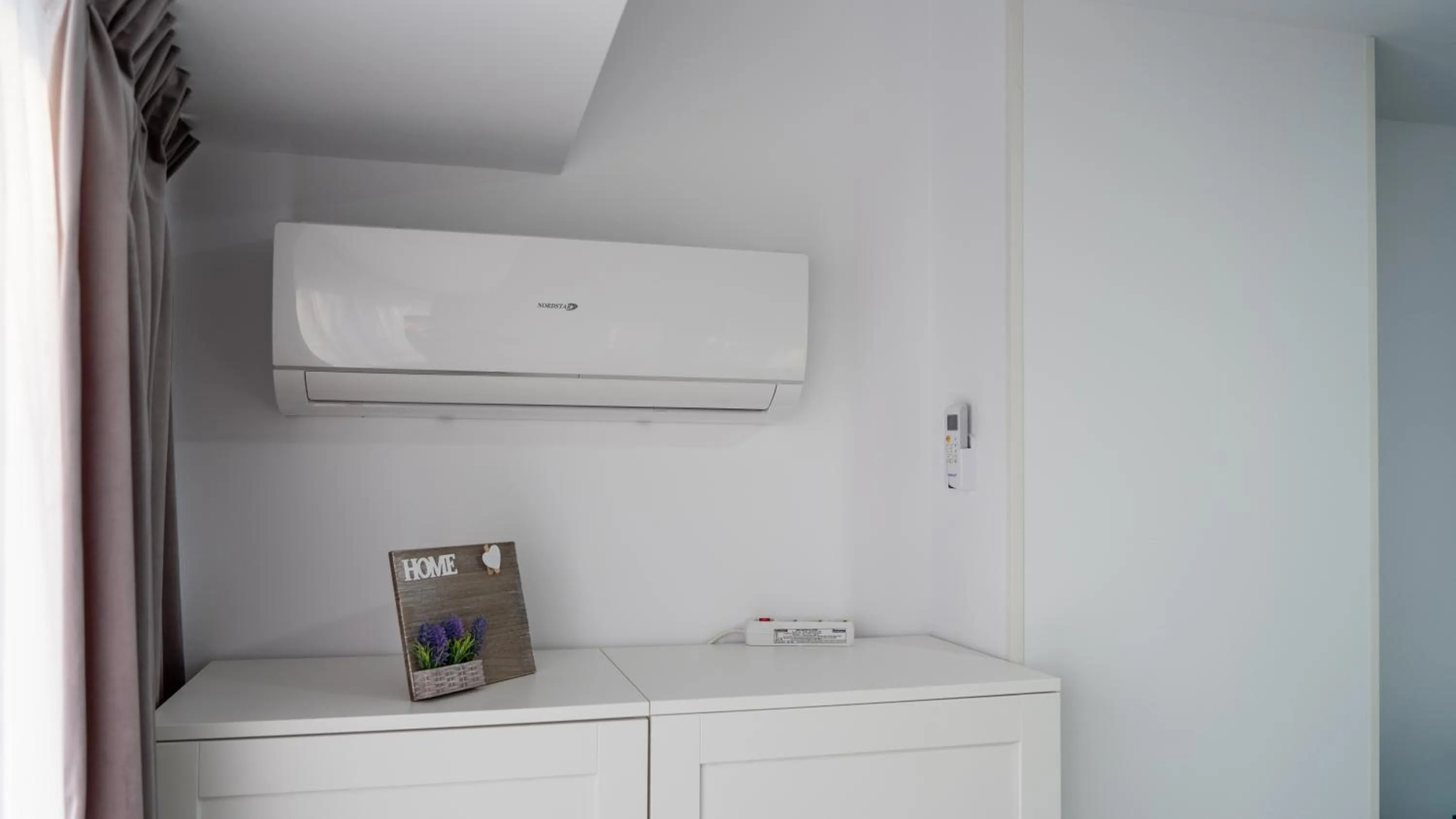 air conditioner in Sea View Apartments Olimp - Avenue Hotels