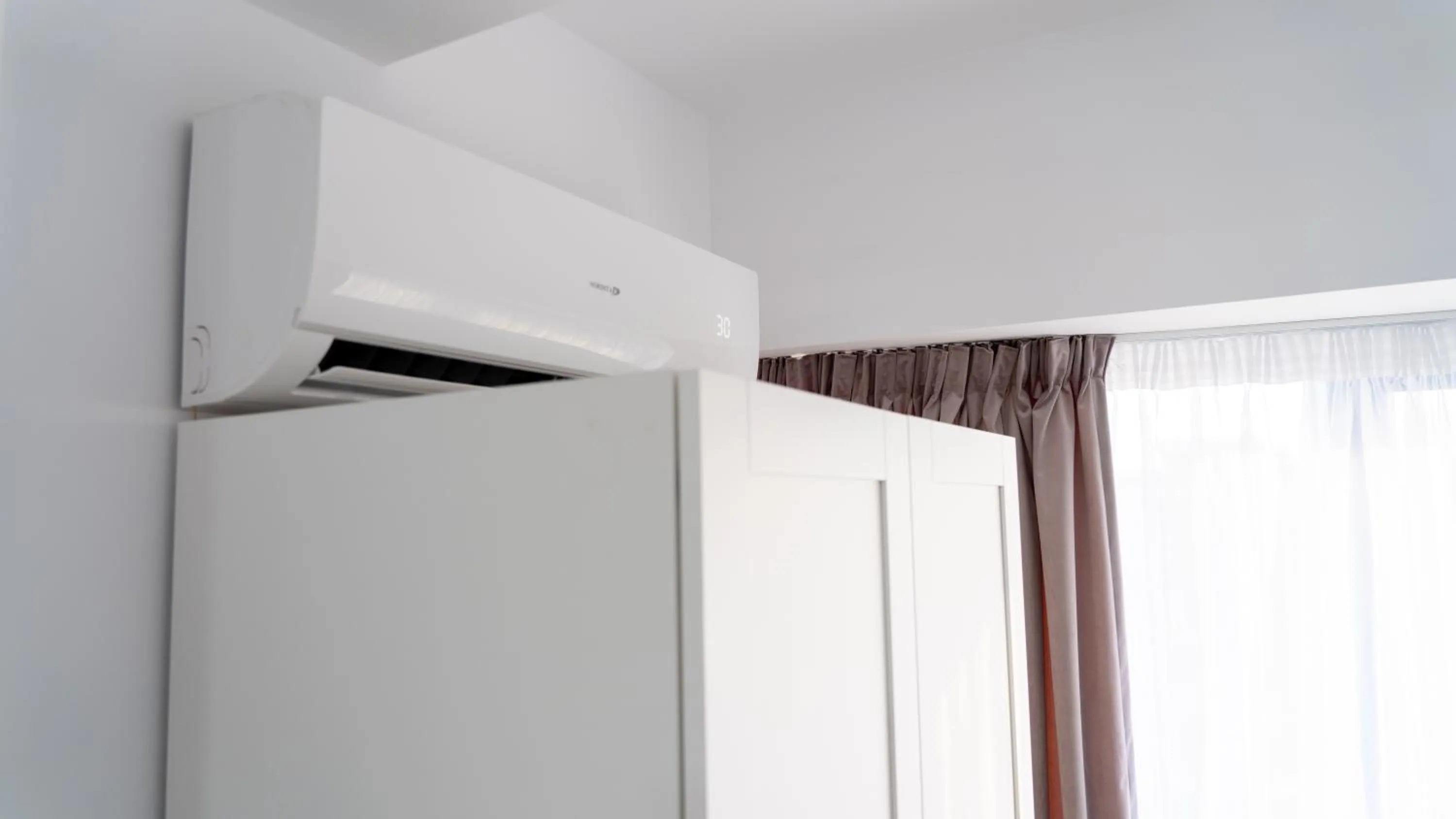air conditioner in Sea View Apartments Olimp - Avenue Hotels