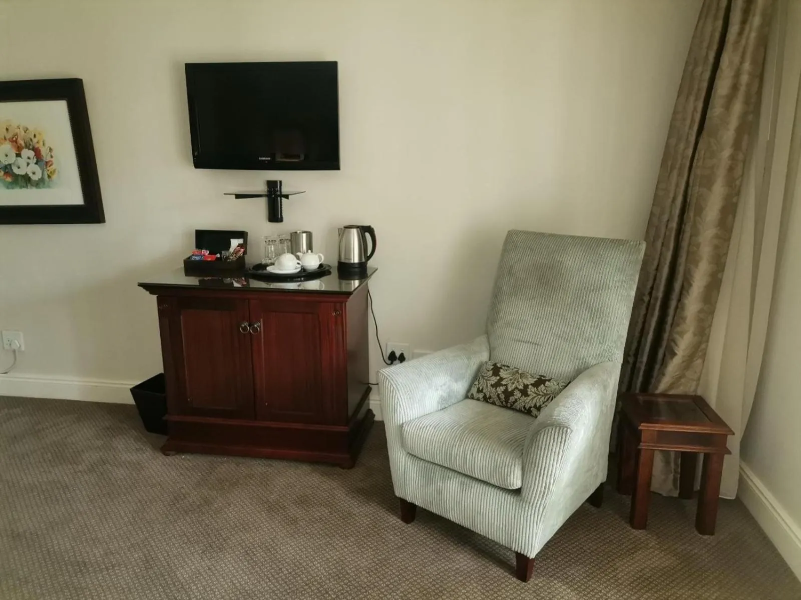 Coffee/tea facilities in 131 on Herbert Baker Boutique Hotel