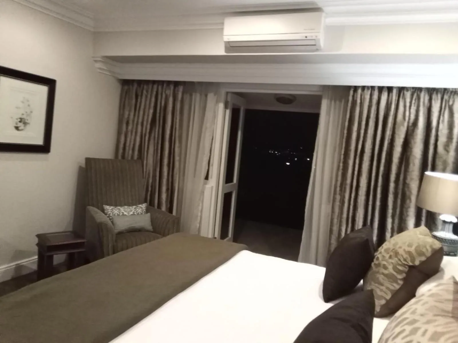 View (from property/room), Bed in 131 on Herbert Baker Boutique Hotel