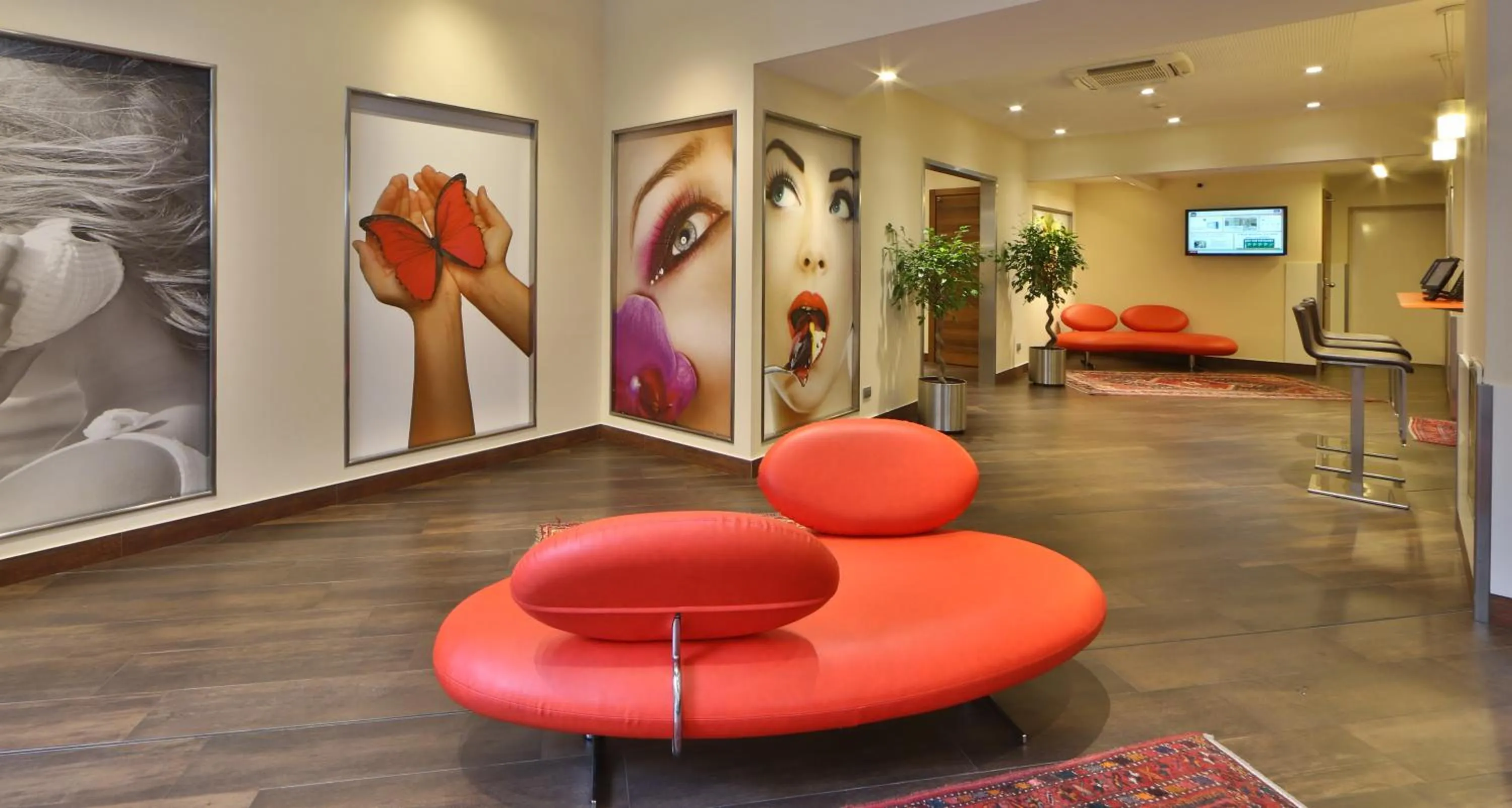 Lobby or reception in Best Western Plus City Hotel