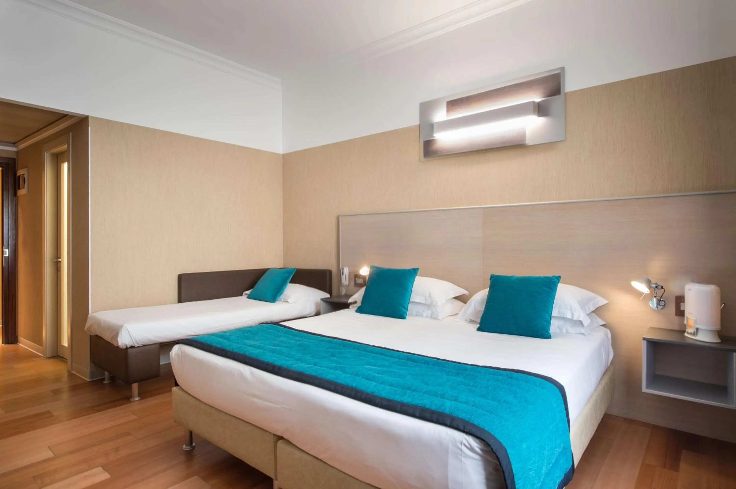 Photo of the whole room, Bed in Best Western Plus City Hotel