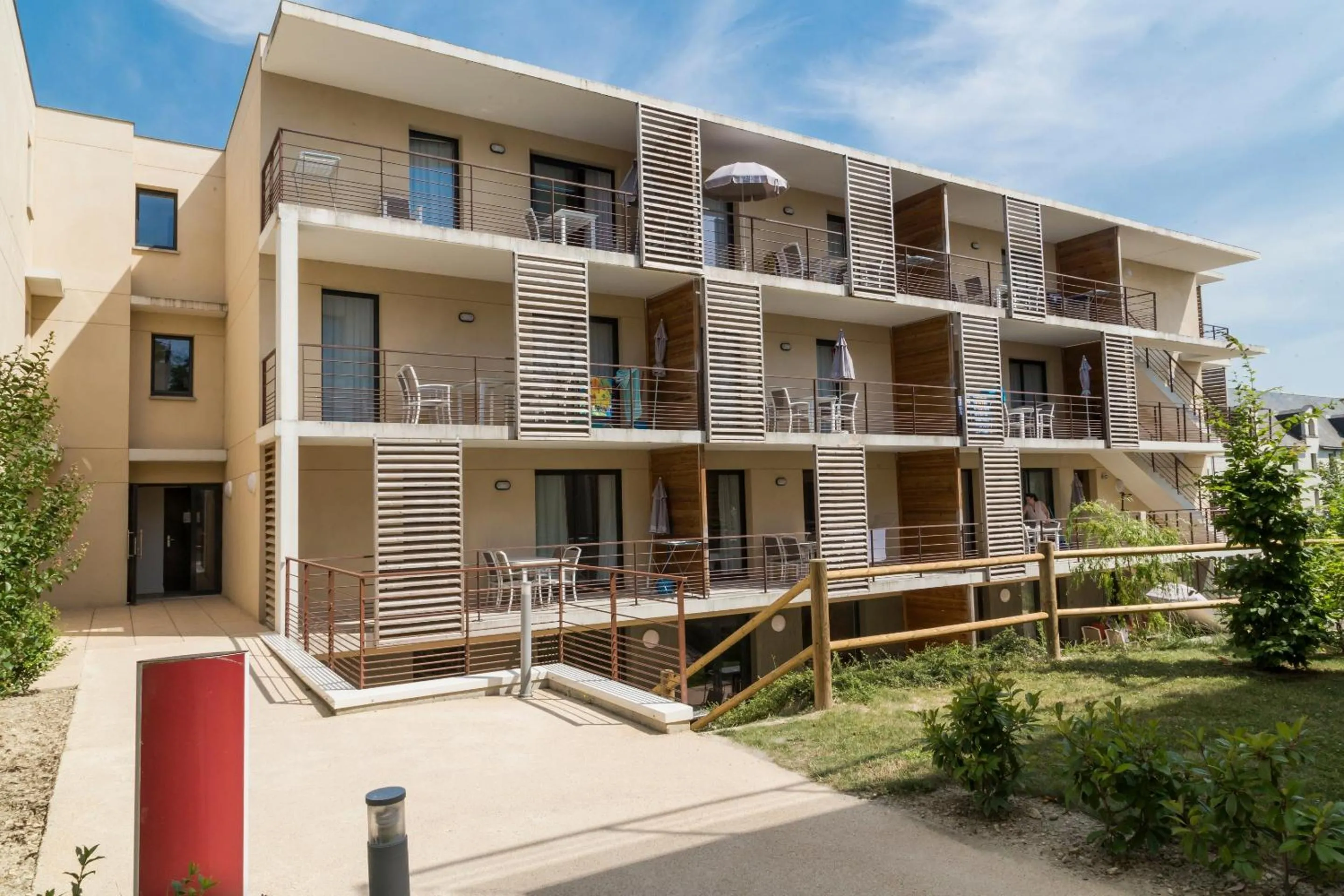 Facade/entrance in Résidence Odalys Le Clos Saint Michel