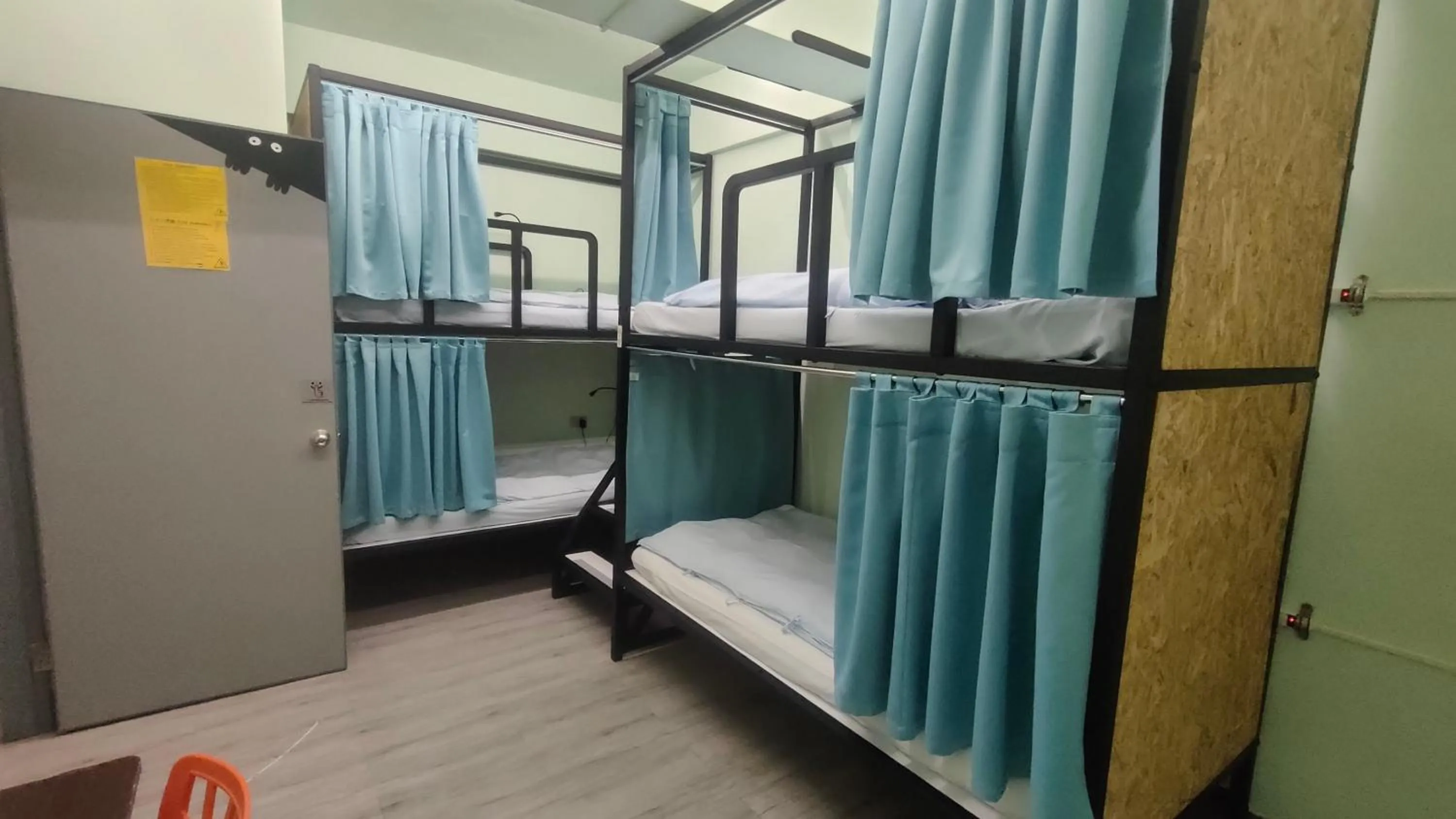 Photo of the whole room, Bed in On My Way - Taipei Hostel