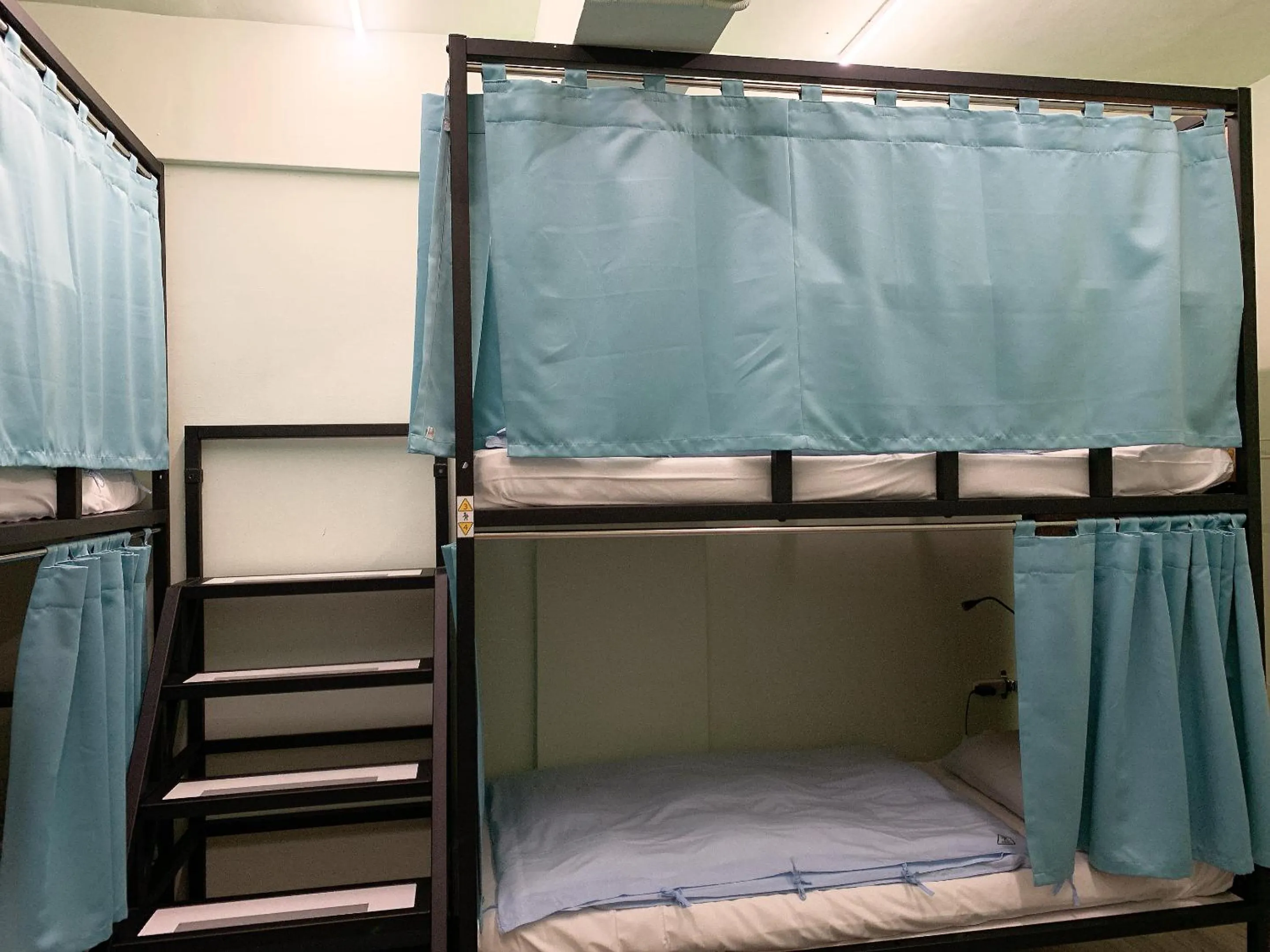 bunk bed, Bed in On My Way - Taipei Hostel