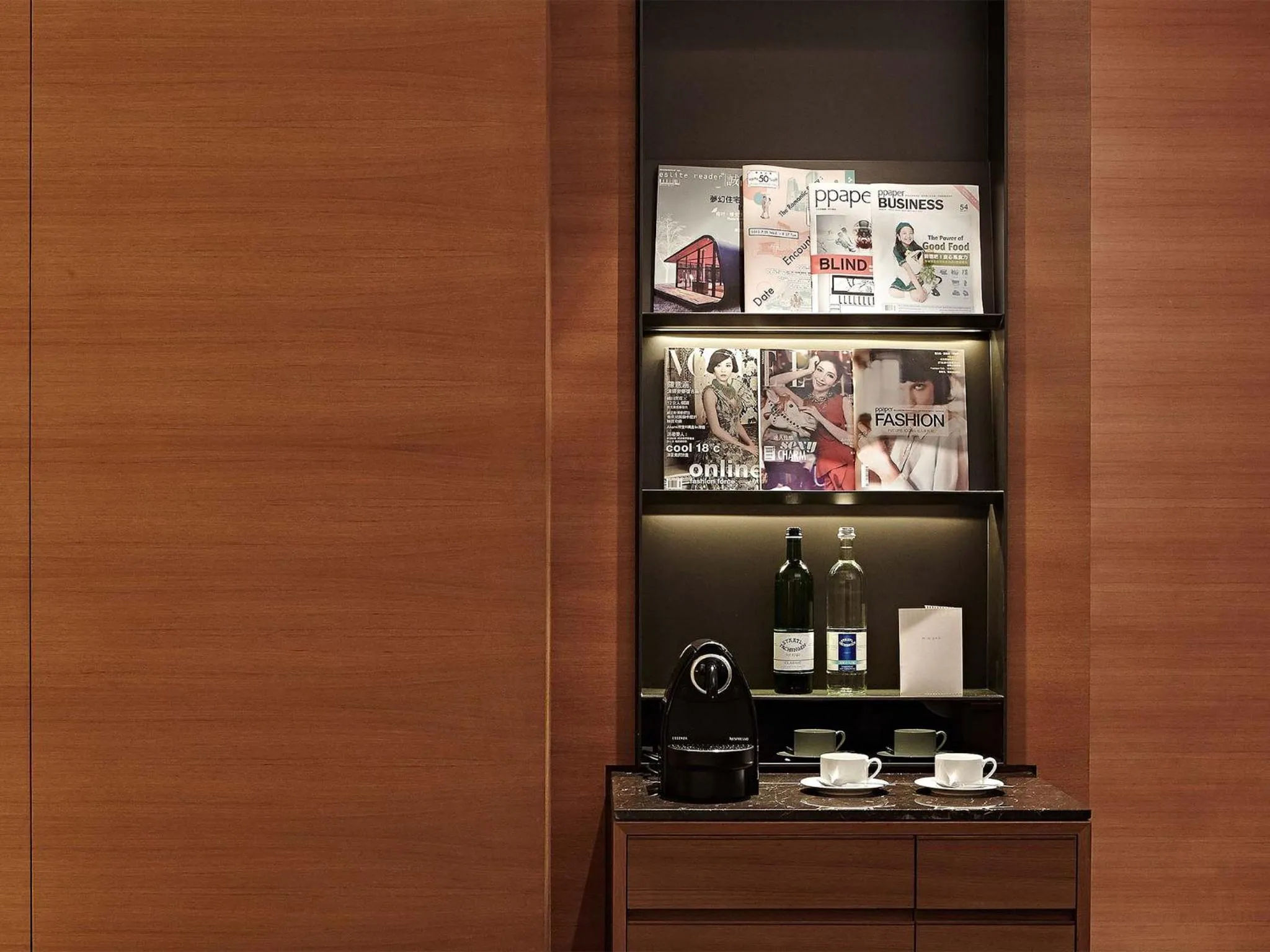 Coffee/tea facilities in Eslite Hotel