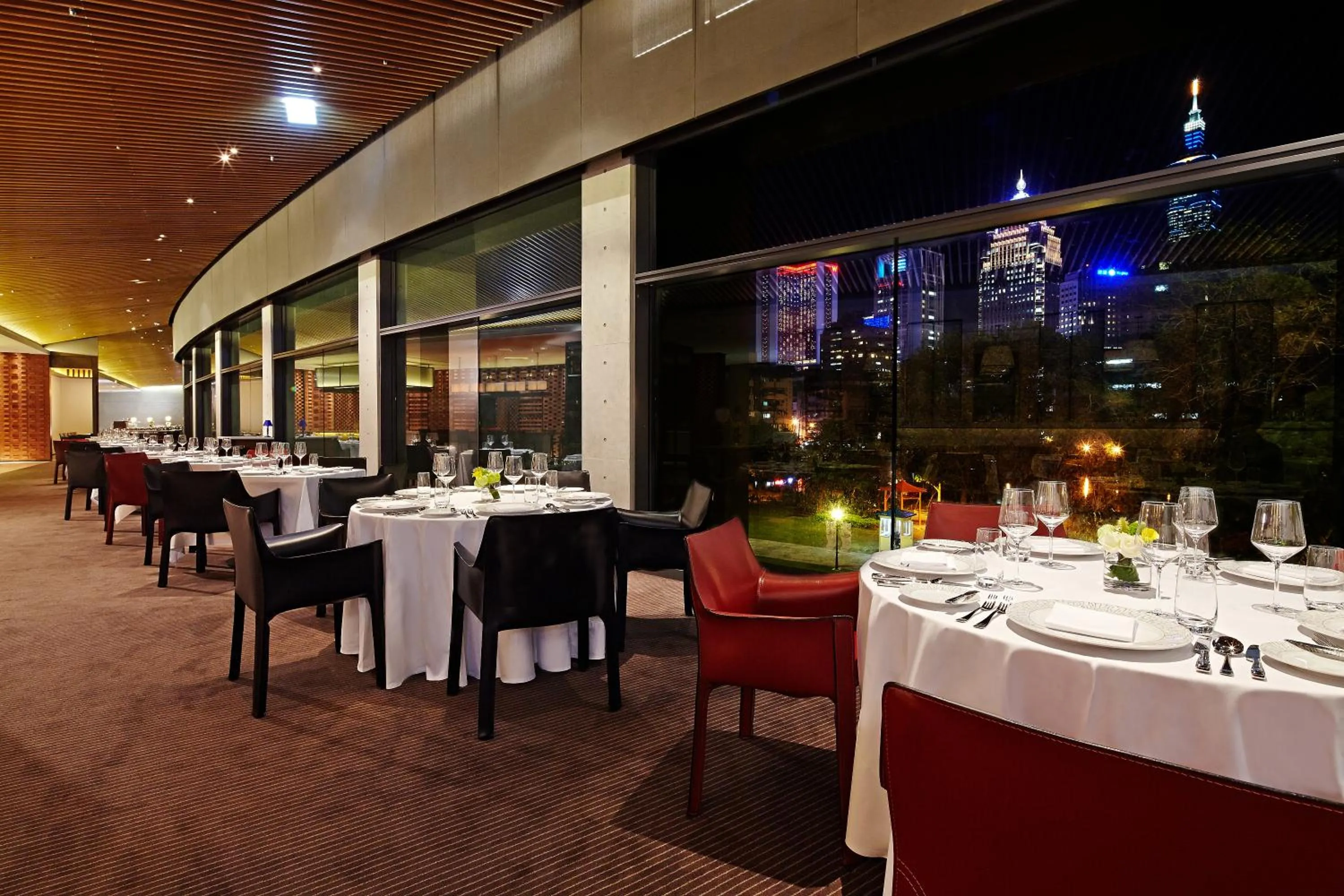 Restaurant/places to eat in Eslite Hotel