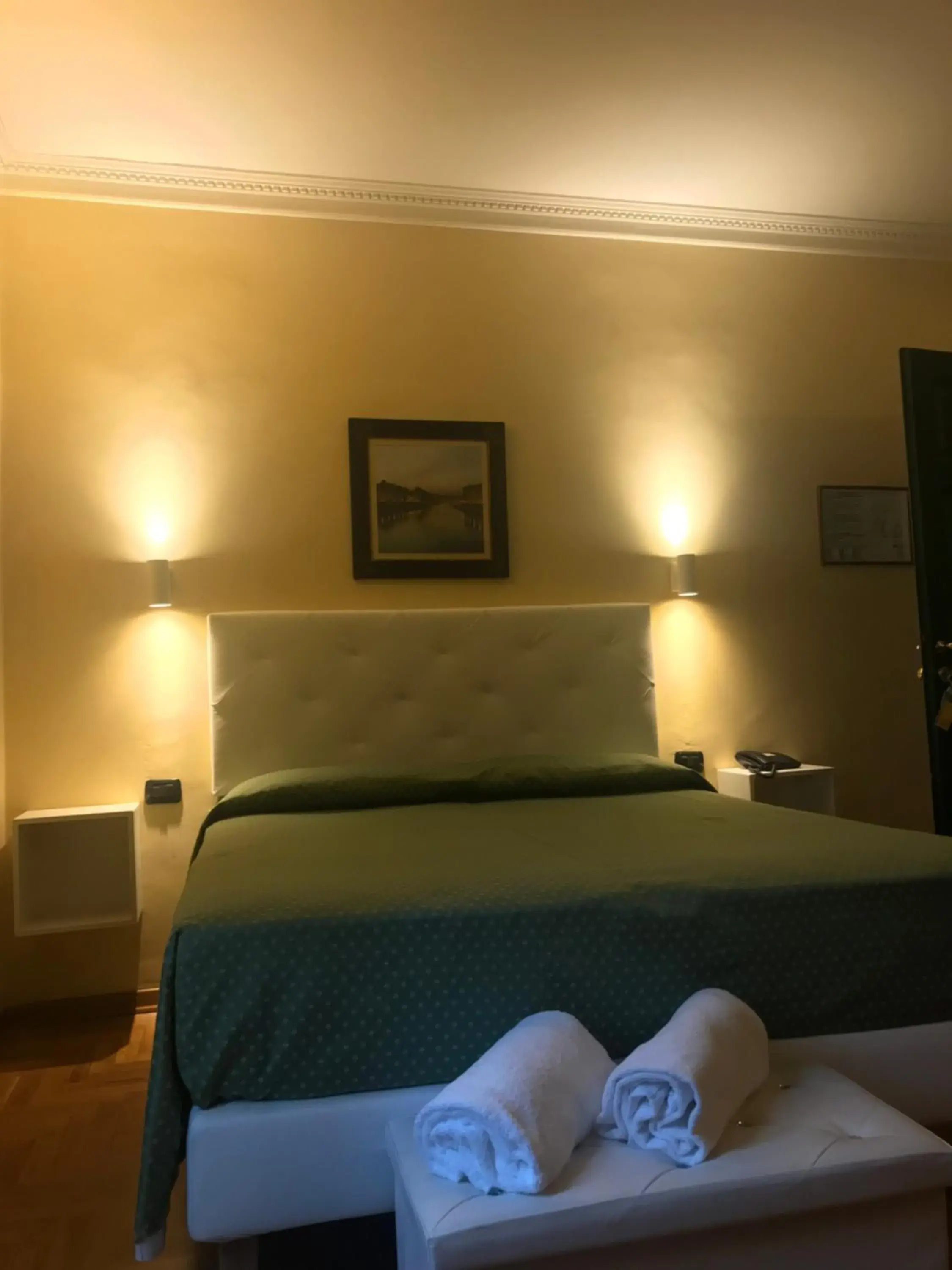 Double Room in Hotel Giglio Double Room in Hotel Giglio