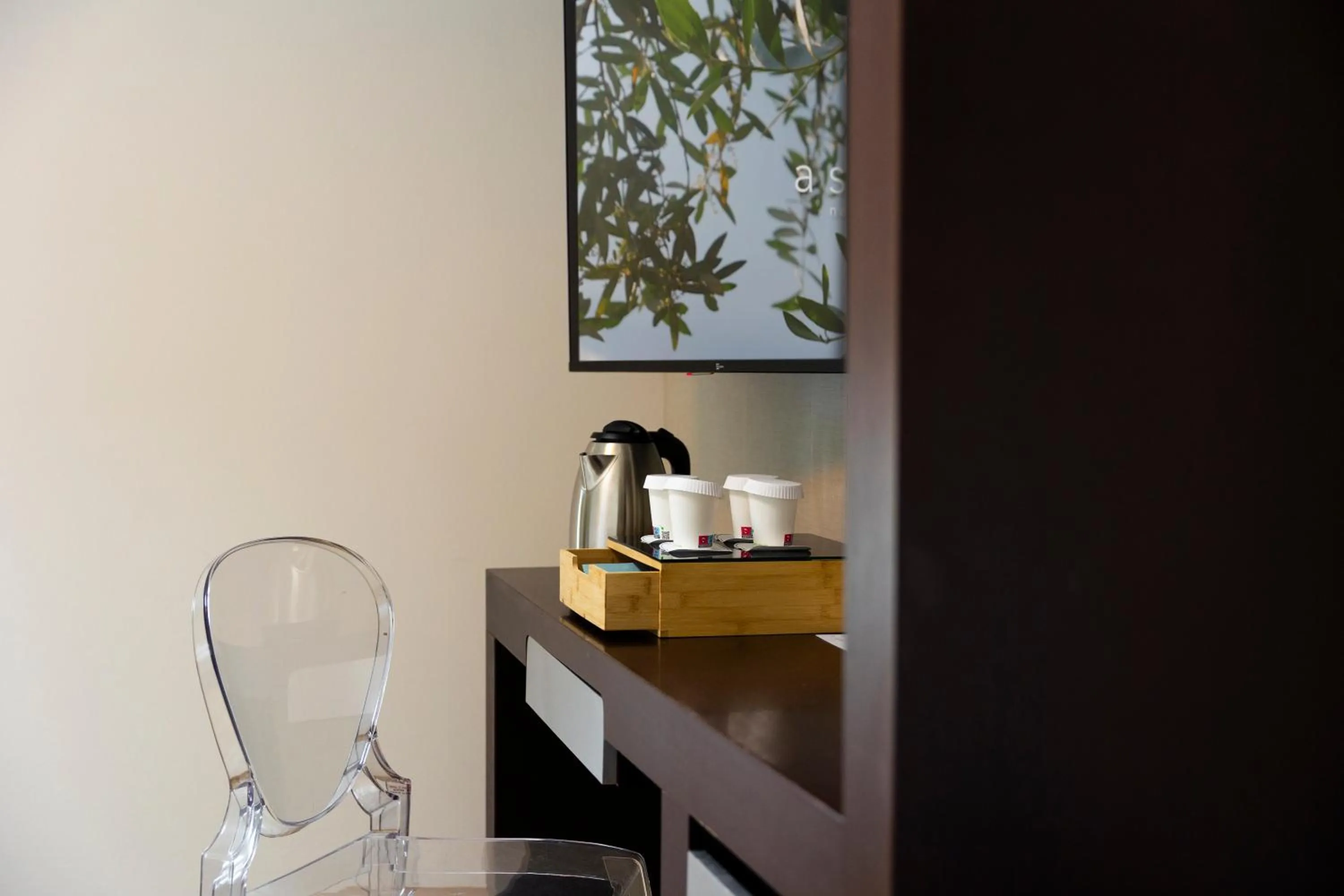 Coffee/tea facilities in Astoria Resort