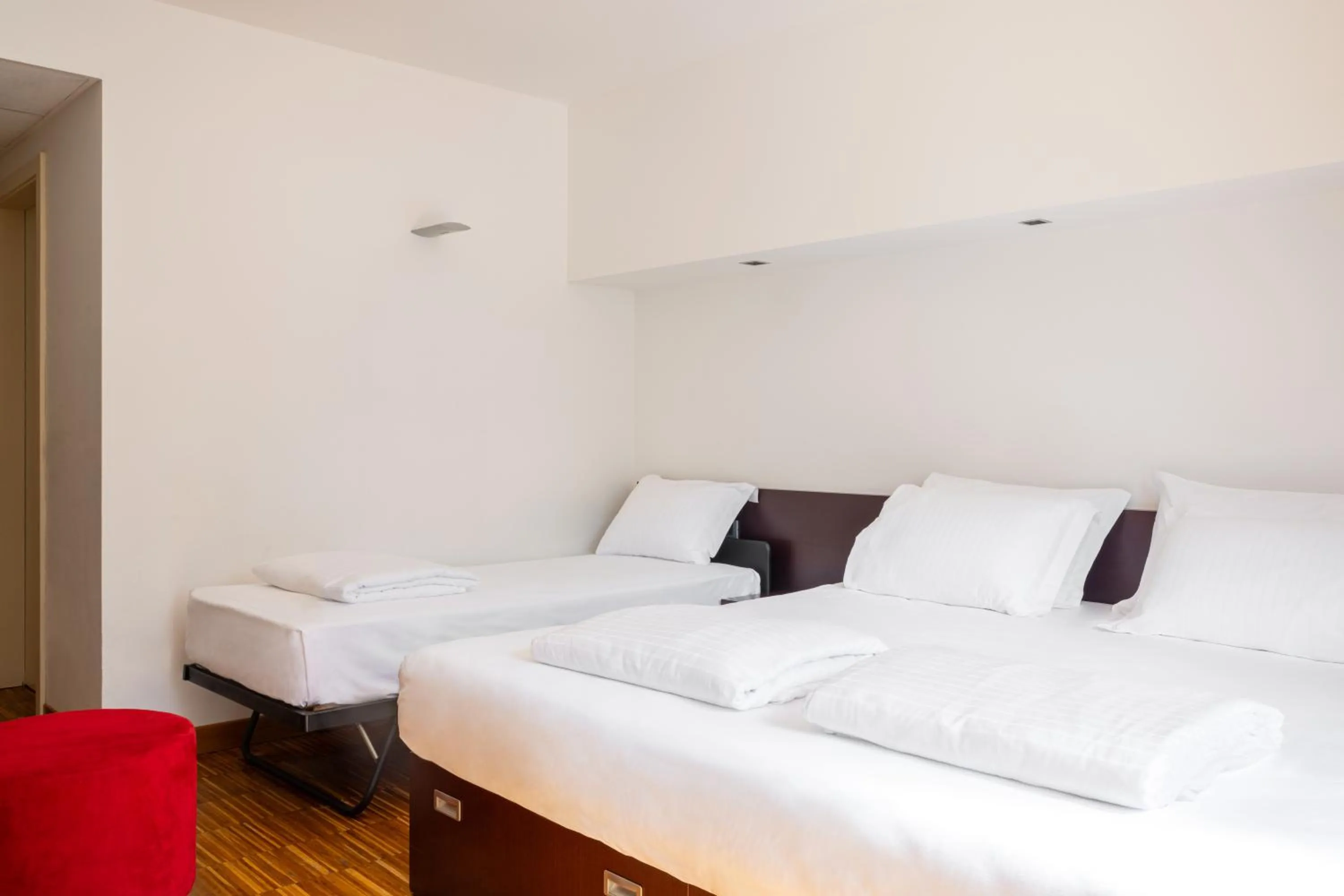 Bedroom, Bed in Astoria Resort