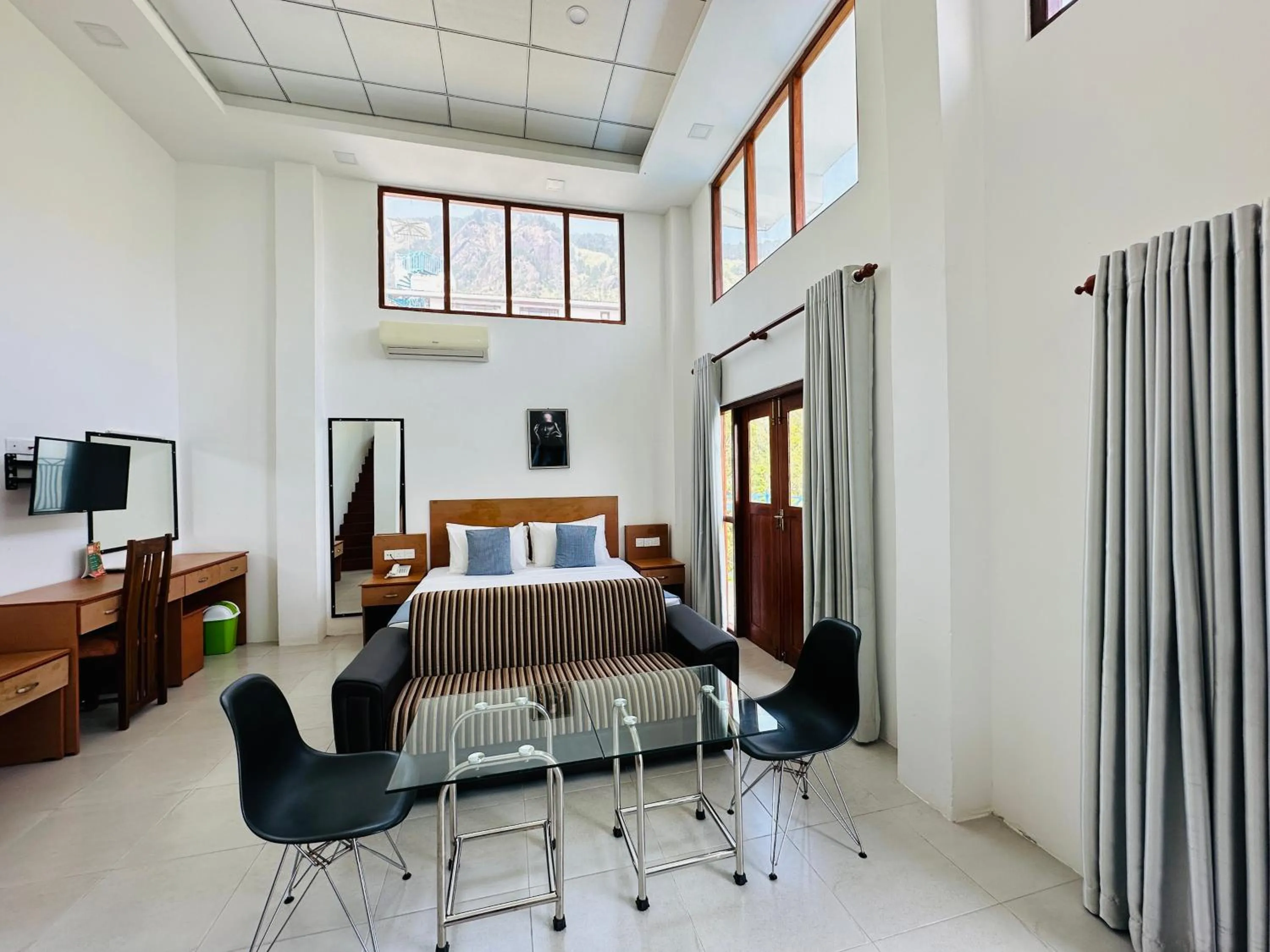 Bed in Moi Ella by DBI