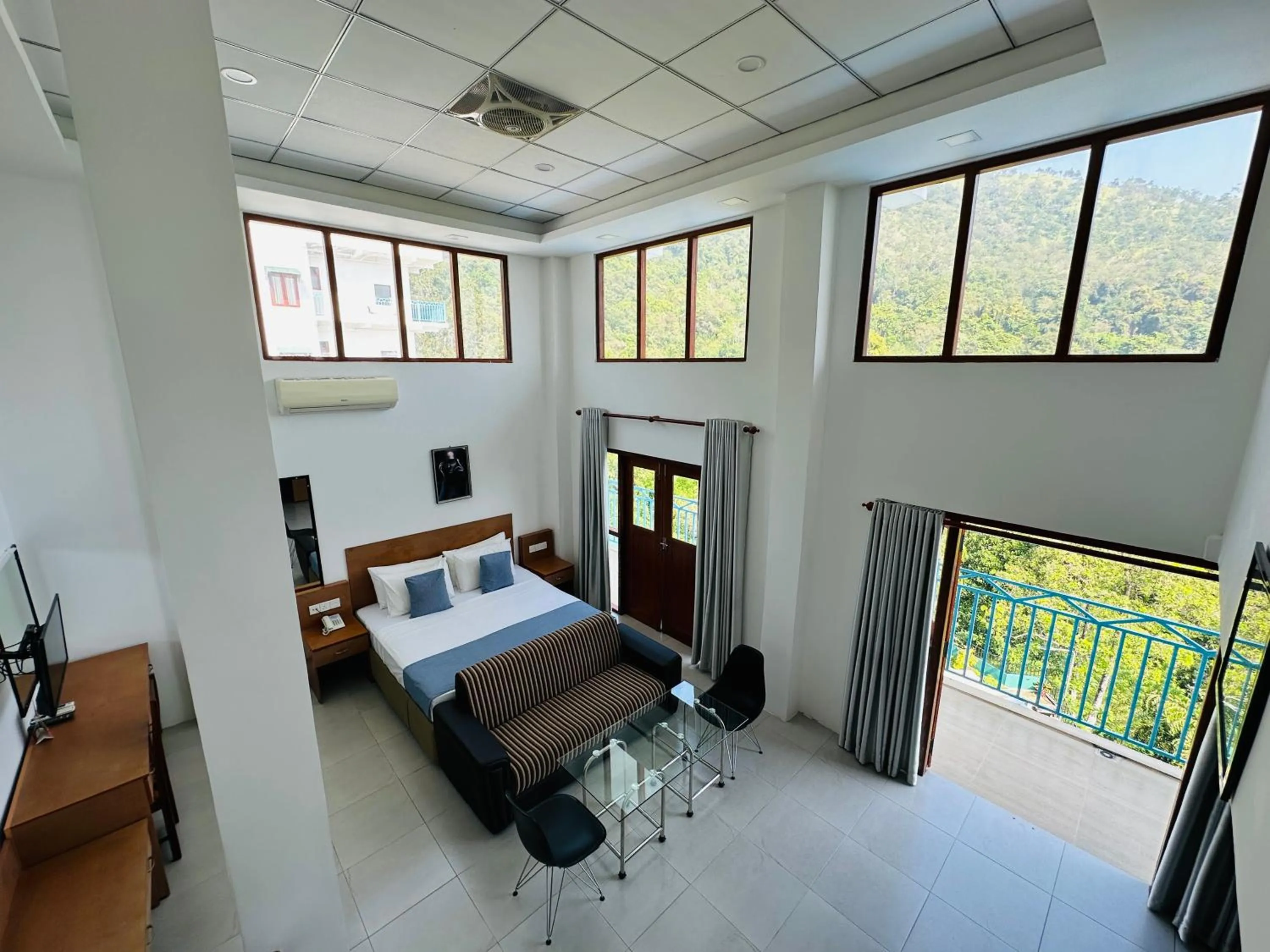 Bed in Moi Ella by DBI