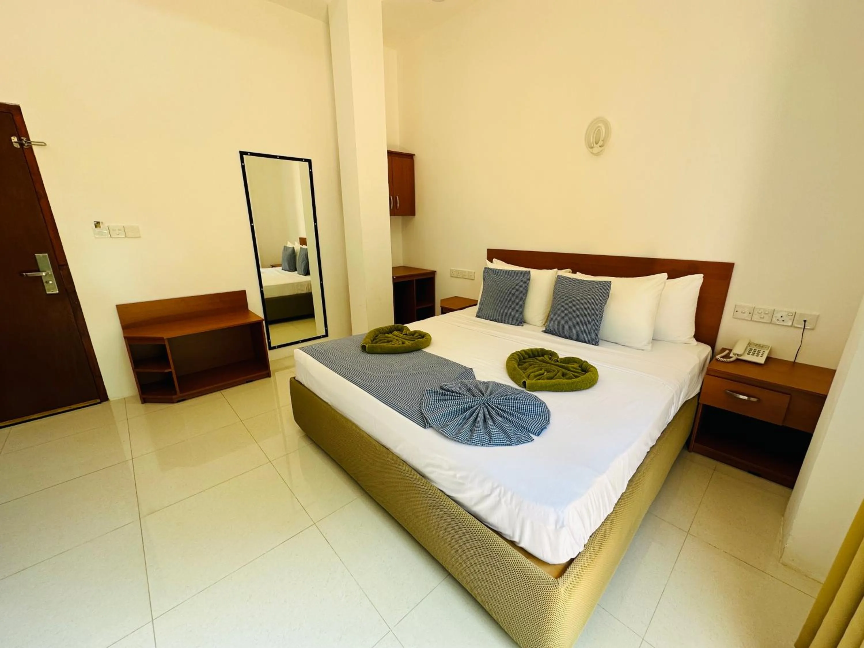 Bed in Moi Ella by DBI