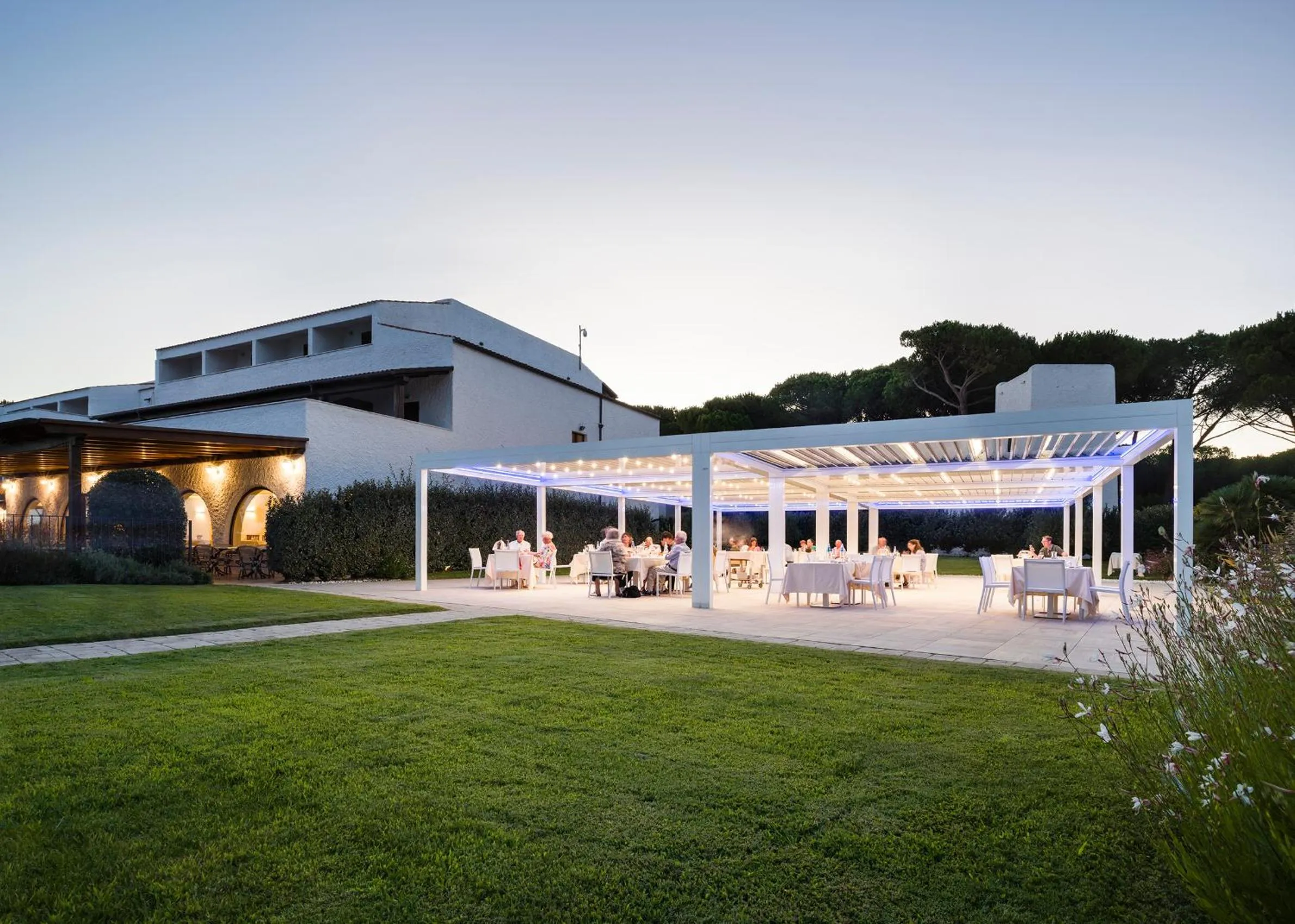 Restaurant/places to eat in Hotel Punta Negra