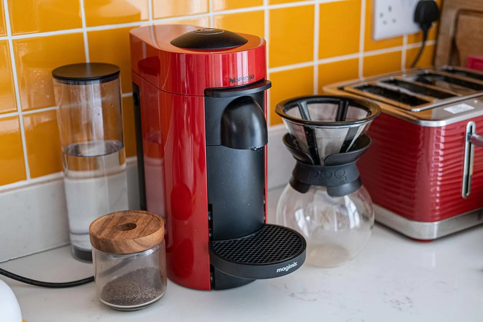 Coffee/tea facilities in Deerpark Barn