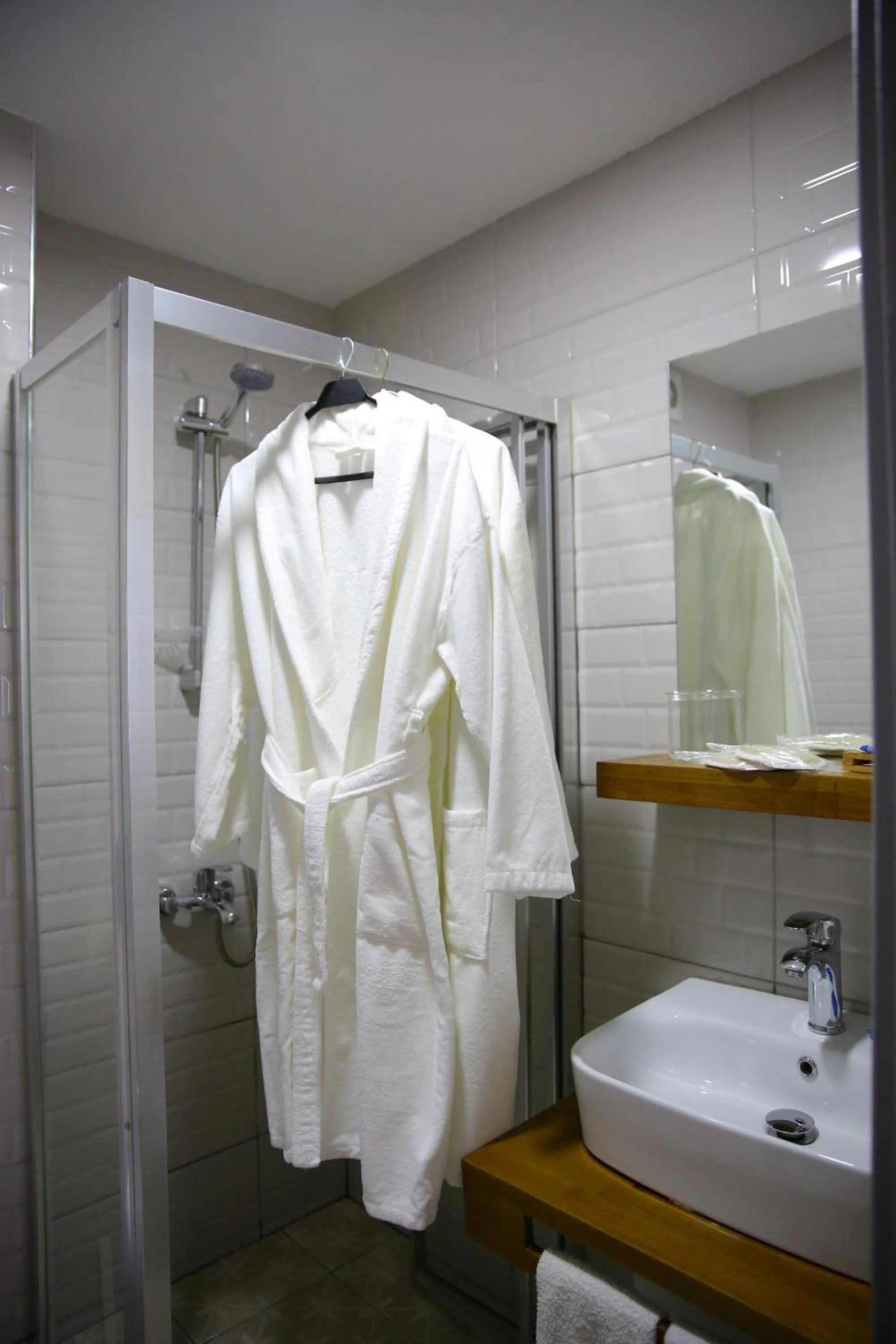 Shower in ROCO Beyoglu