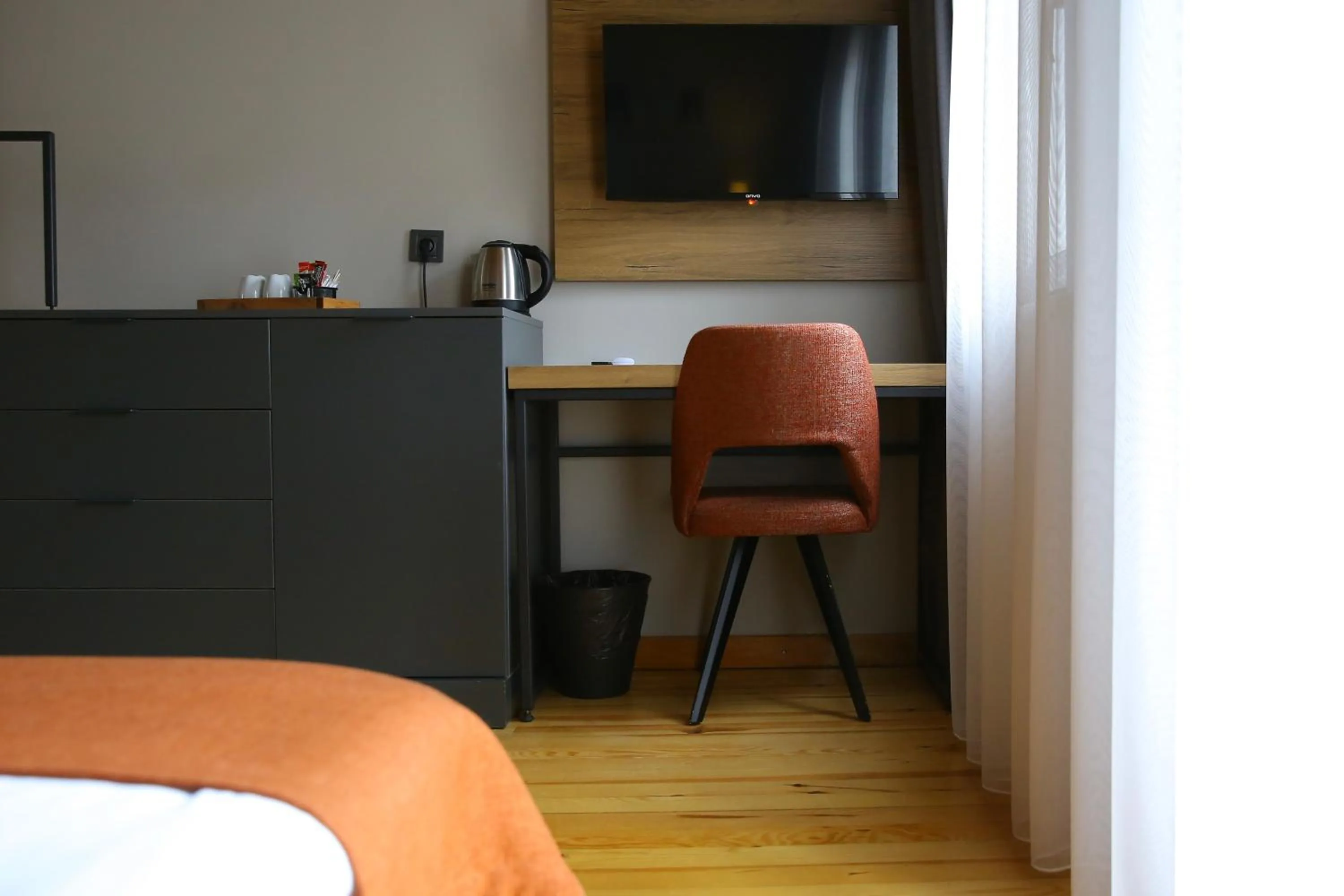 Seating area, Bed in ROCO Beyoglu