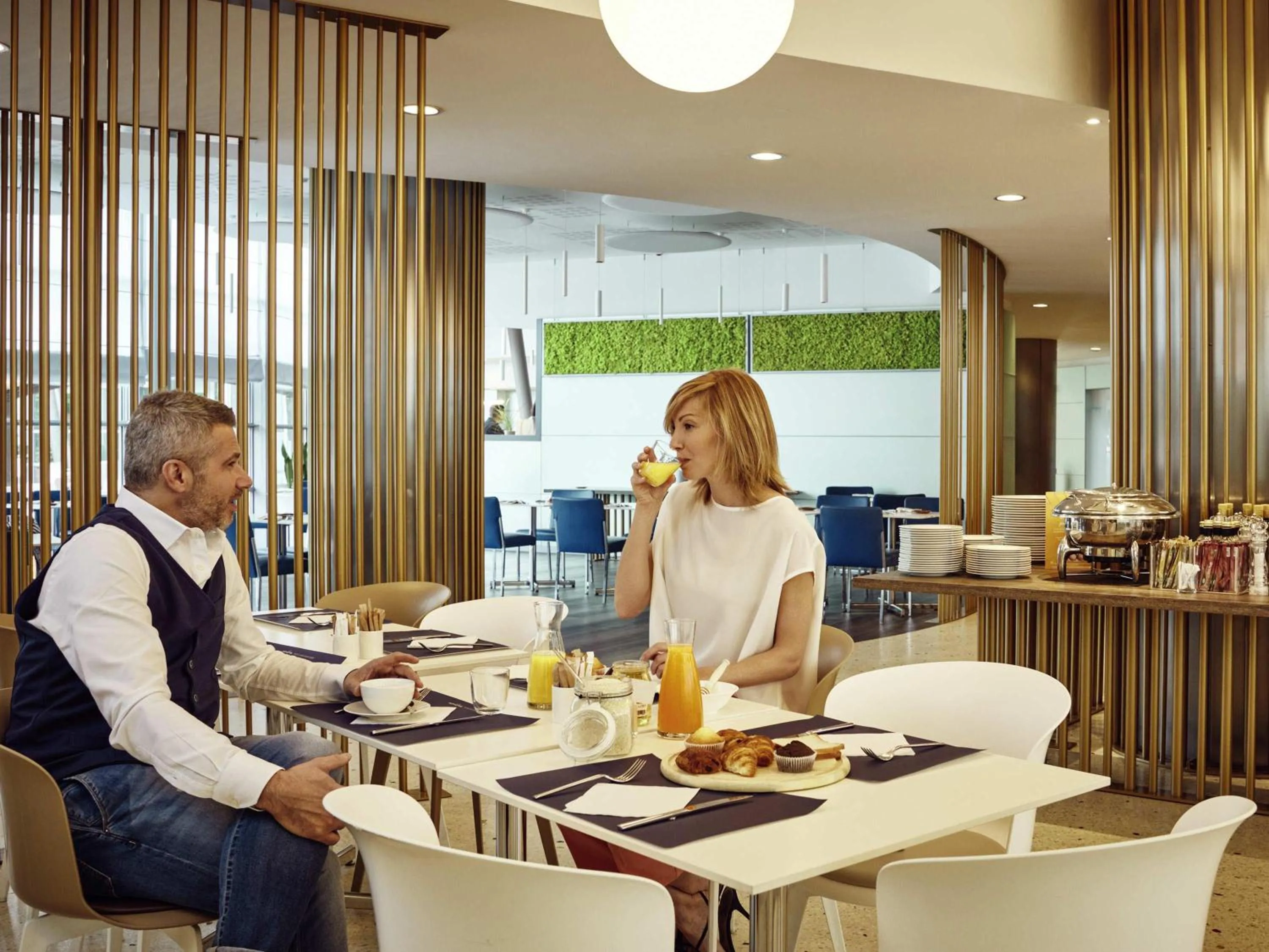 Restaurant/places to eat in Novotel Venezia Mestre Castellana