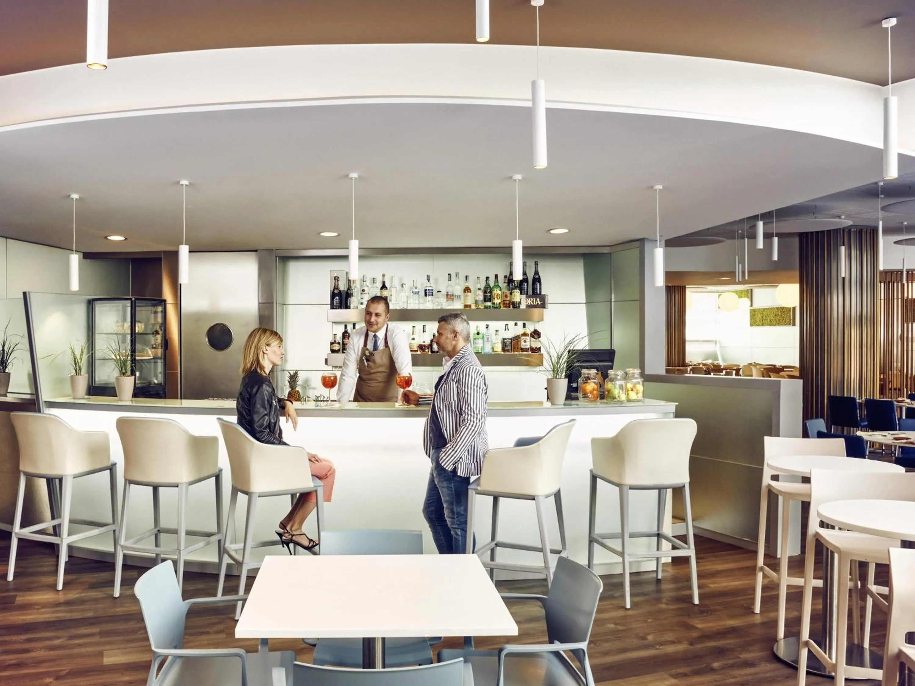Lounge or bar in Novotel Venezia Mestre Castellana
