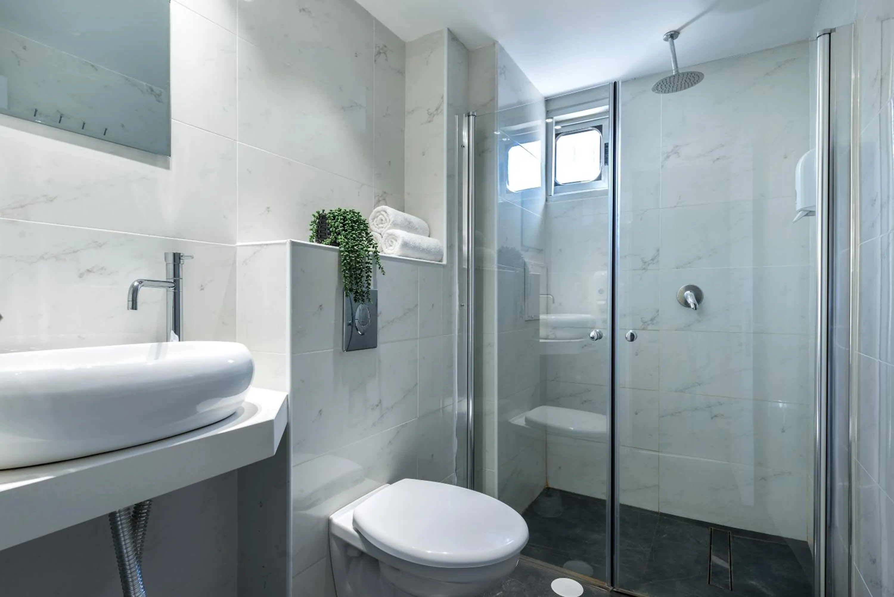 Bathroom in Melio Hotel Eilat