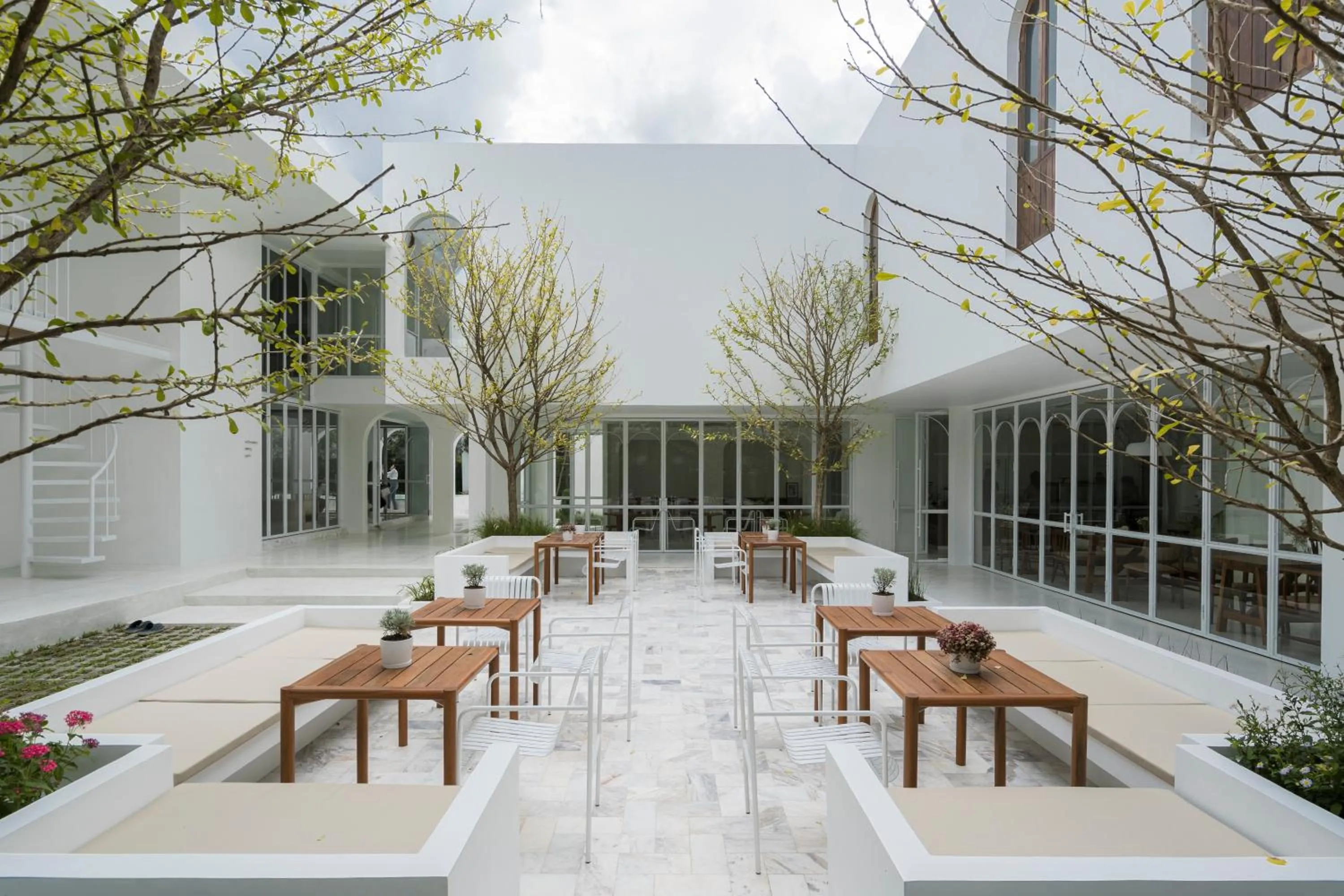 Restaurant/places to eat in Casa 33 Hatyai