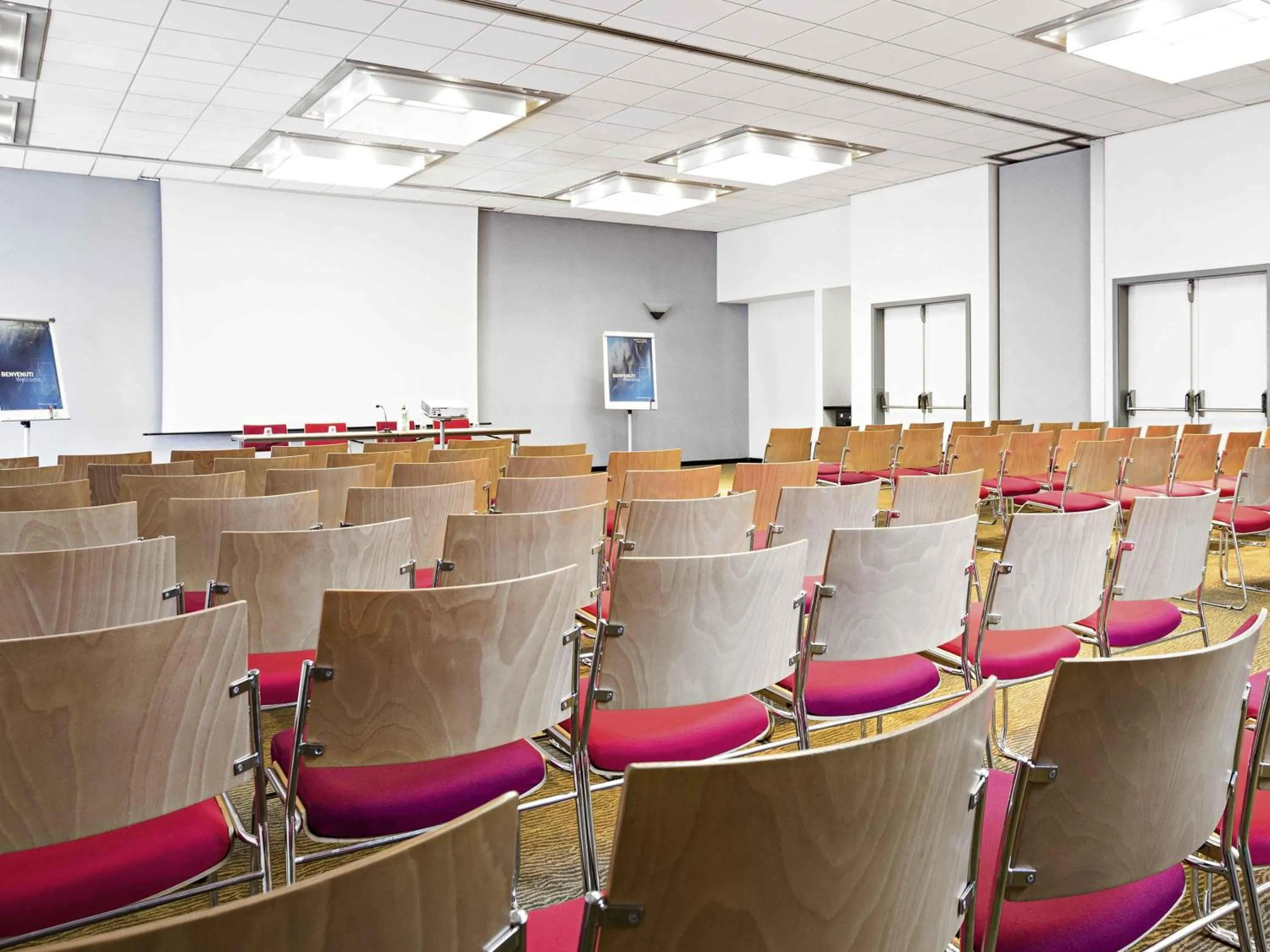 Meeting/conference room in Novotel Genova City