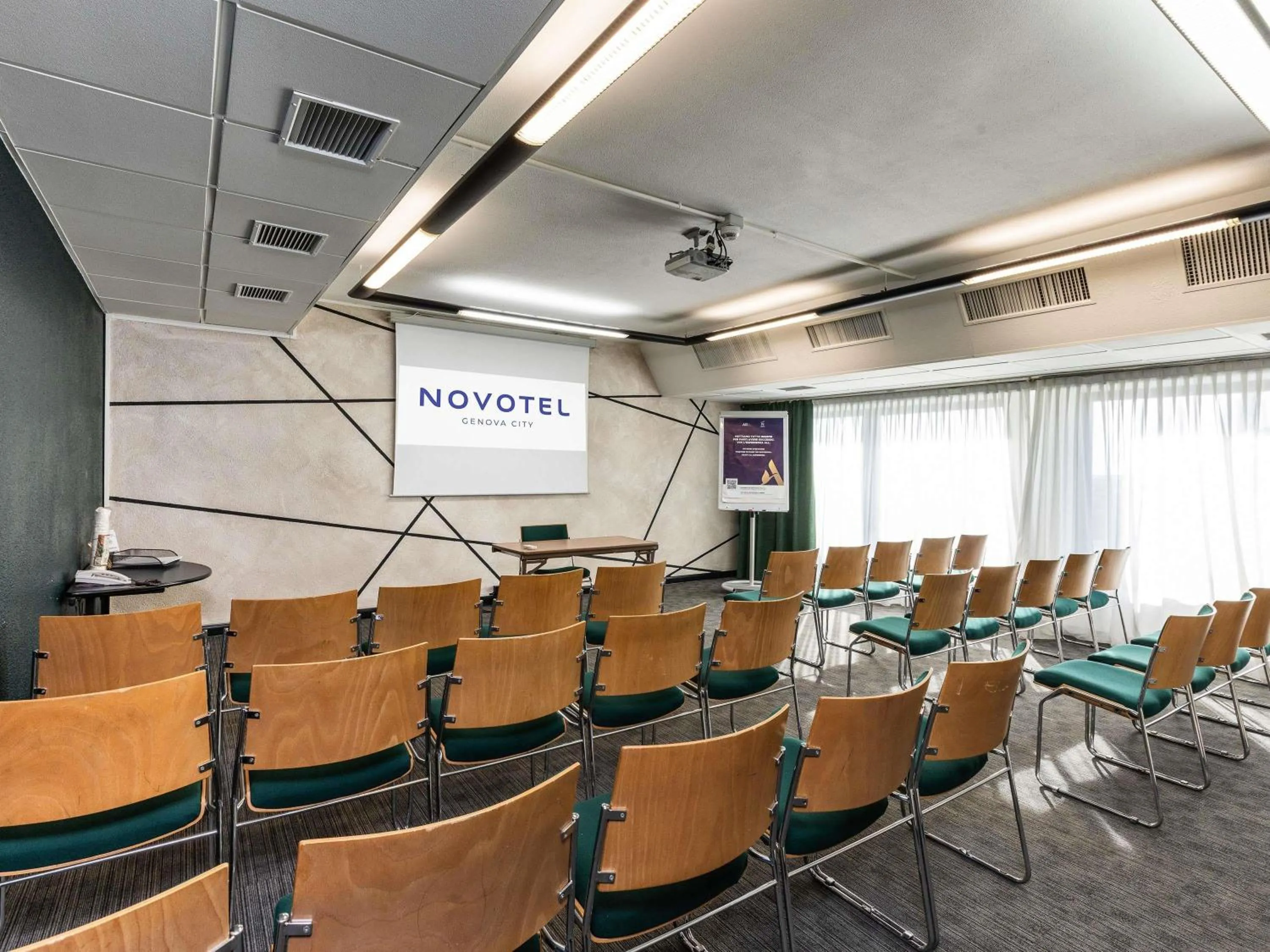 Meeting/conference room in Novotel Genova City
